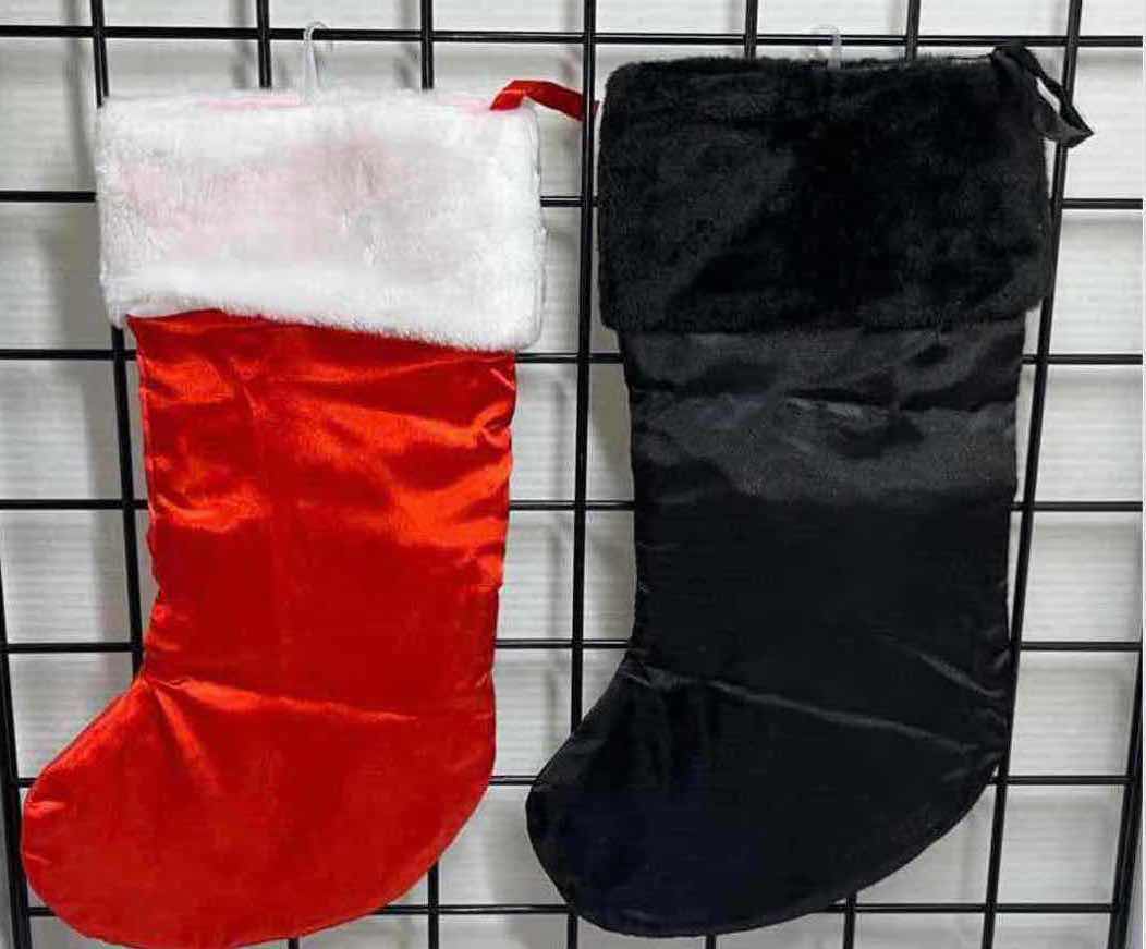 Photo 1 of BRAND NEW STAR WARS MANDALORIAN CHRISTMAS STOCKING (2)