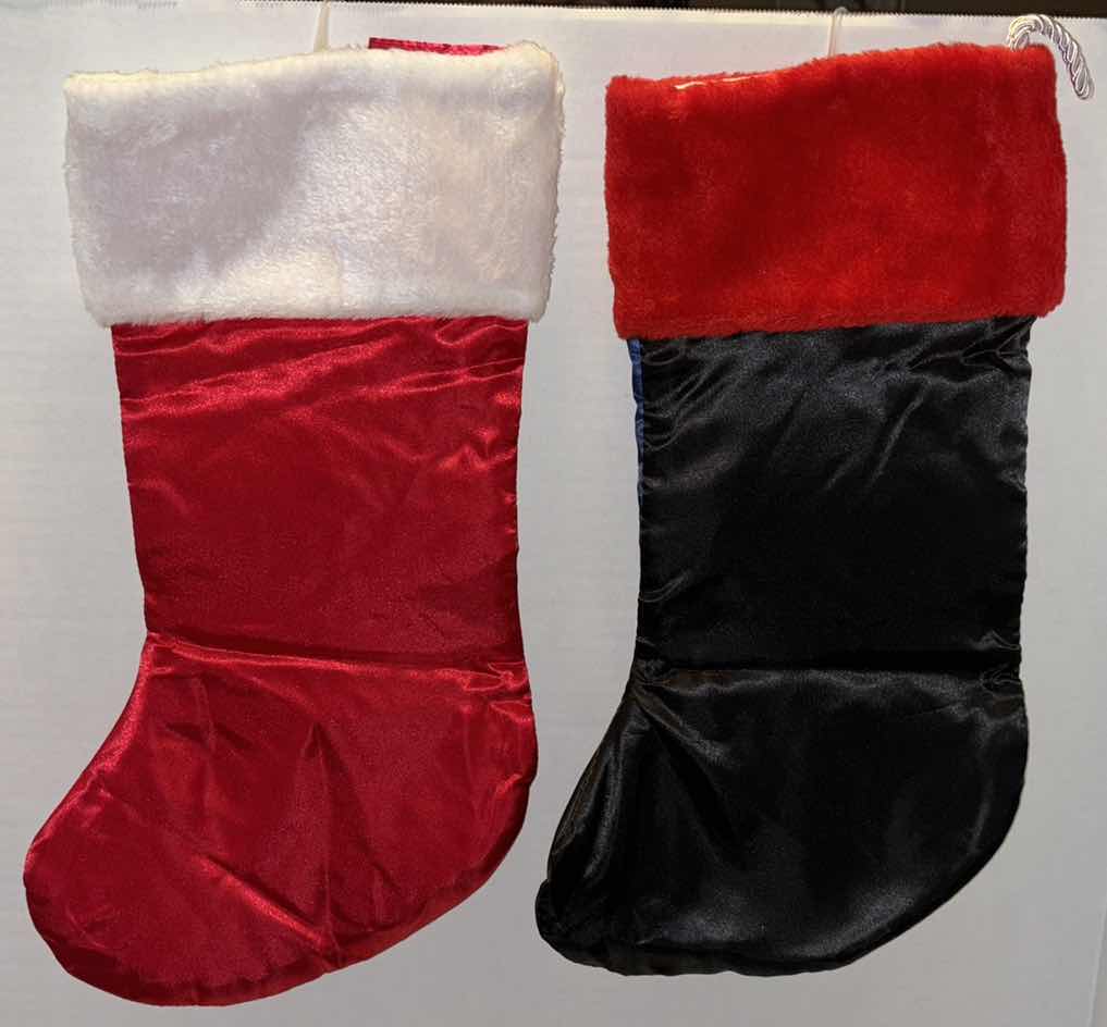 Photo 1 of BRAND NEW KURT S ADLER A CHRISTMAS STORY/ NATIONAL LAMPOONS CHRISTMAS VACATION STOCKING (2)