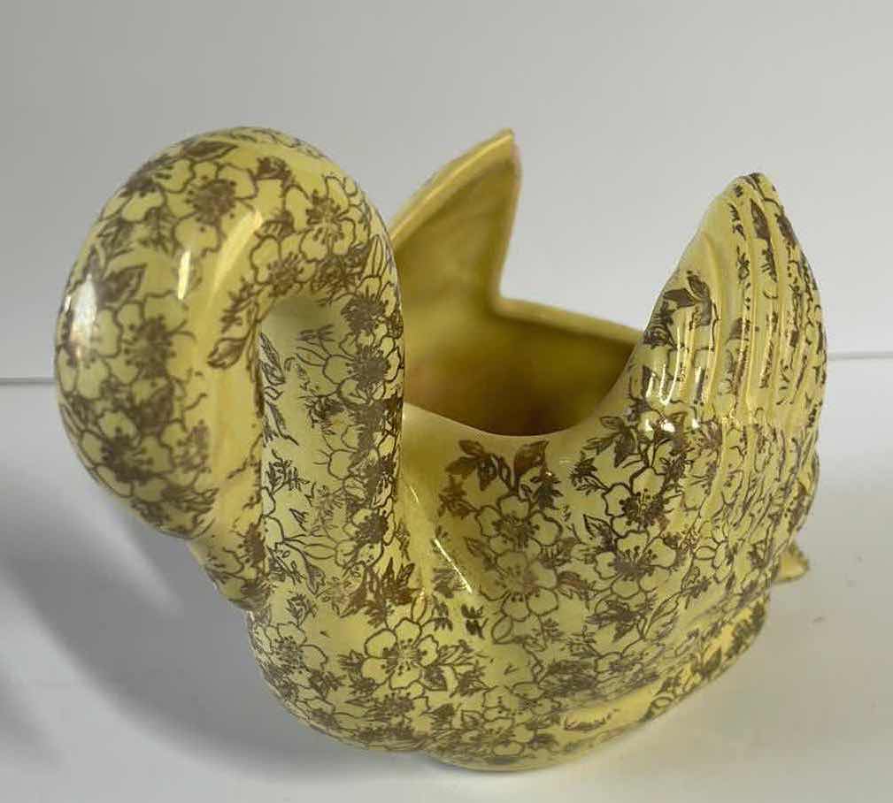 Photo 1 of VINTAGE PIONEER POTTERY