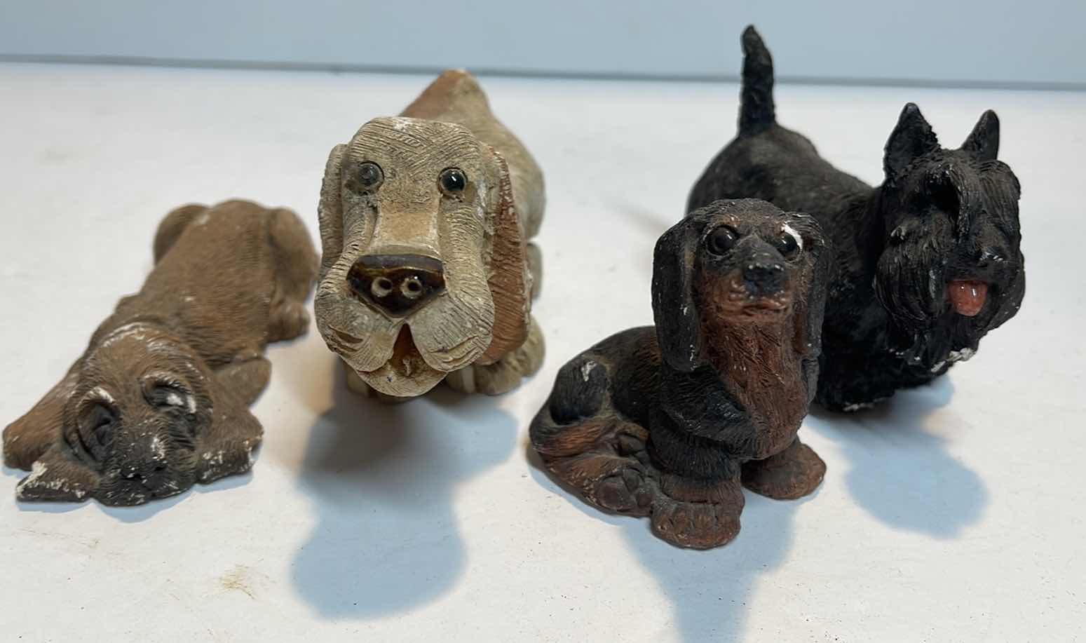 Photo 1 of ELGIN QUARTZ CLOCK AND COLLECTION OF DOGS