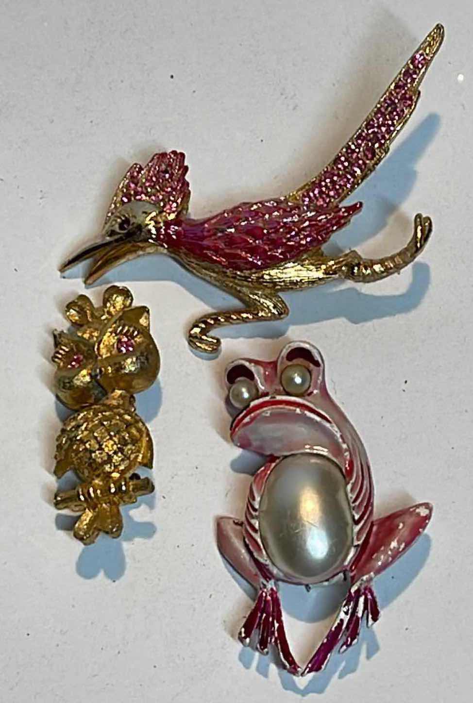 Photo 1 of VINTAGE ANIMAL BROCHES