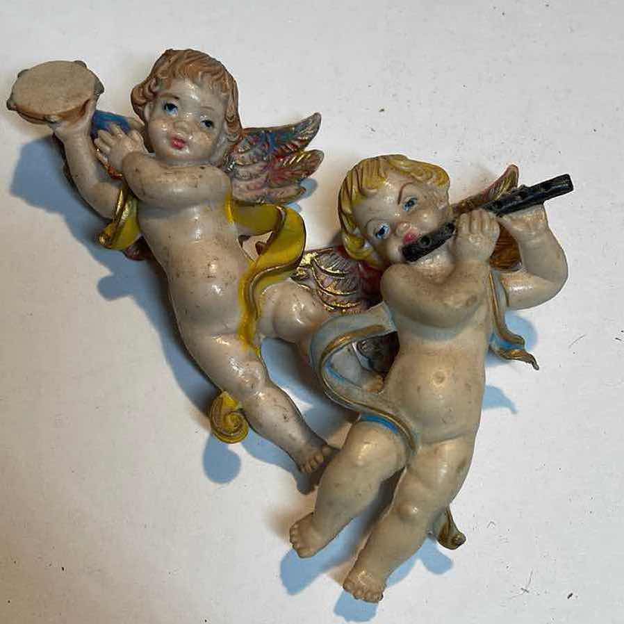 Photo 1 of VINTAGE CHRISTMAS DECOR