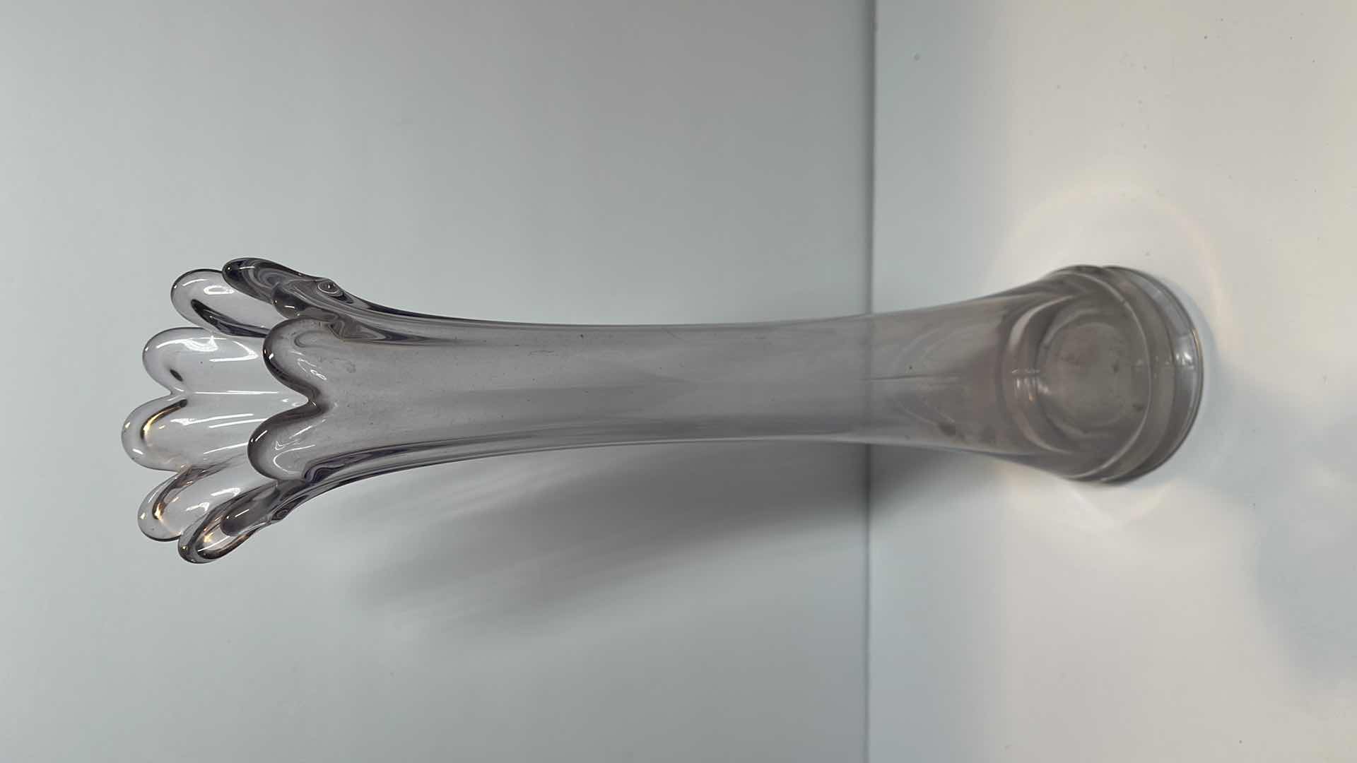 Photo 1 of US GLASS CO. SWUNG VASE ANTIQUE, BLUE DOT BUD VASE, FENTON PURITY DAISY GLASS