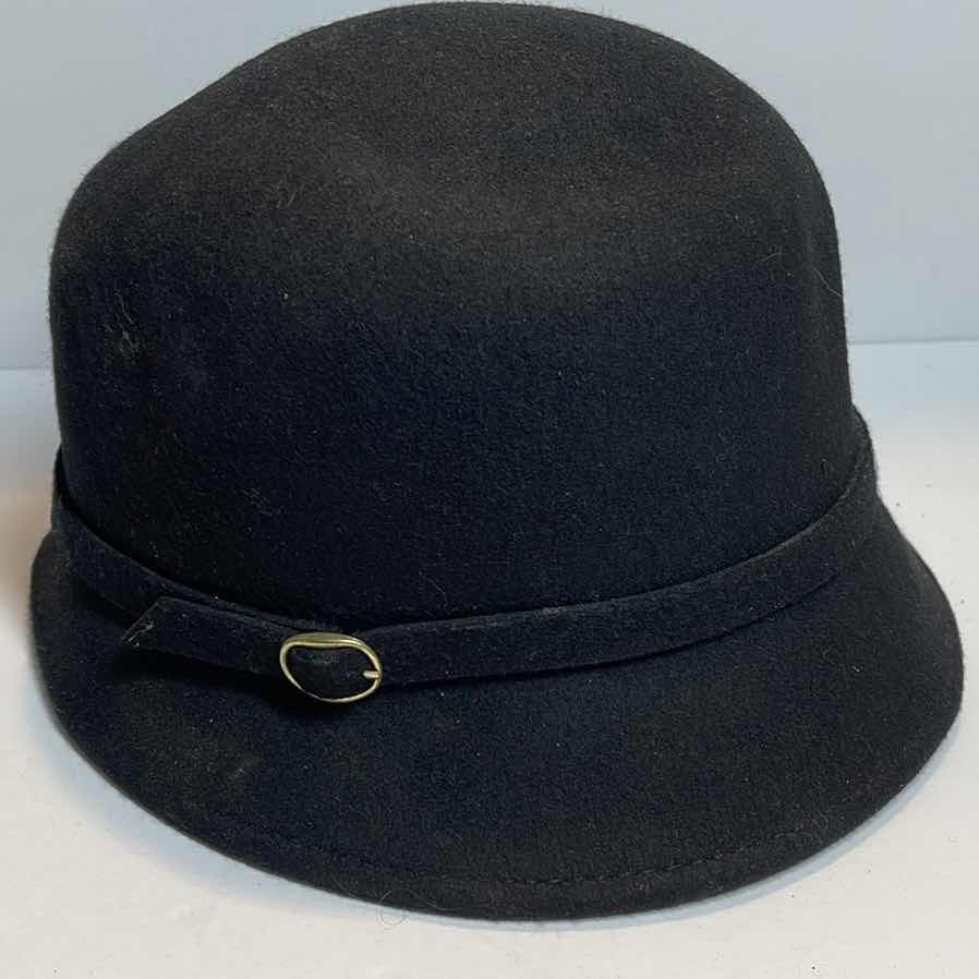 Photo 1 of 3 VINTAGE FASHION HATS