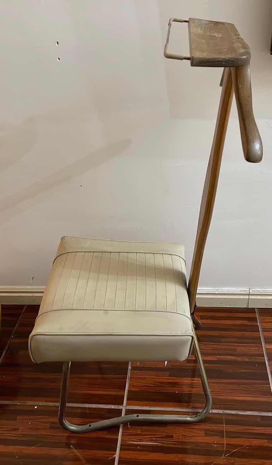 Photo 1 of VINTAGE SETWELL 1960’s MCM VALET CHAIR