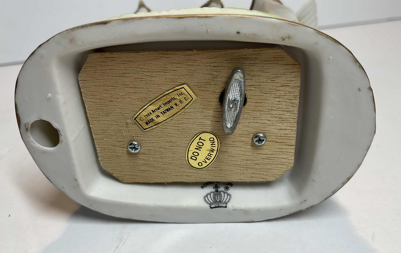 Photo 1 of VINTAGE LEFTON BIRD & MORE, INCLUDING MUSICAL FIGURINE