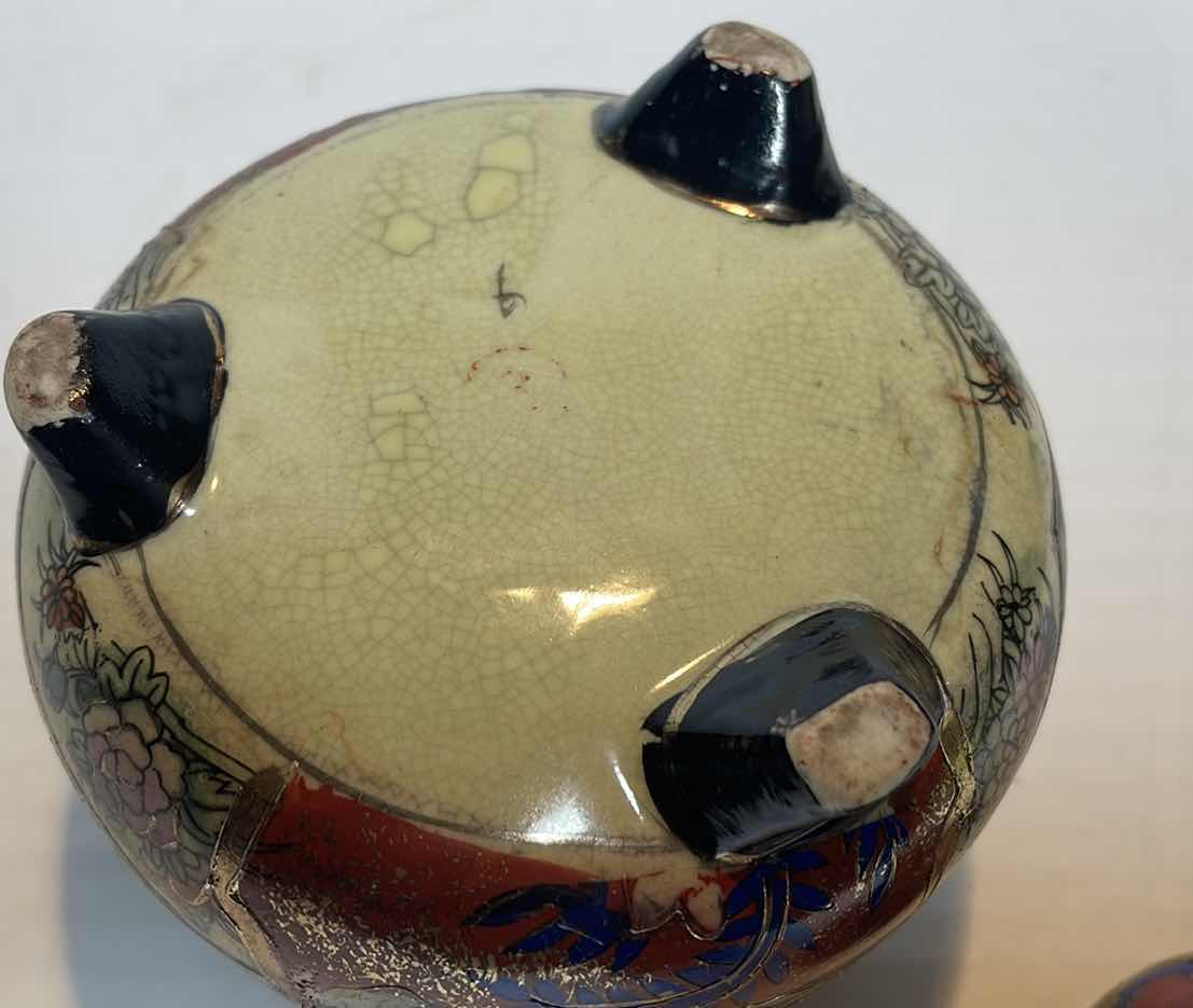 Photo 1 of VINTAGE ASIAN 3-LEG CERAMIC INCENSE BURNER HAND PAINTED GOLD GILT HANDLES