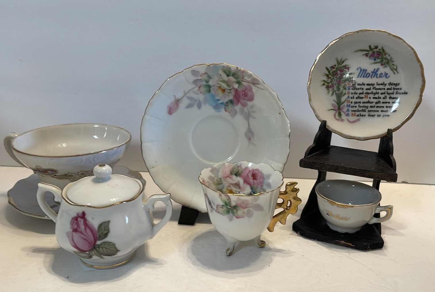 Photo 1 of COLLECTIBLE PORCELAIN CHINA