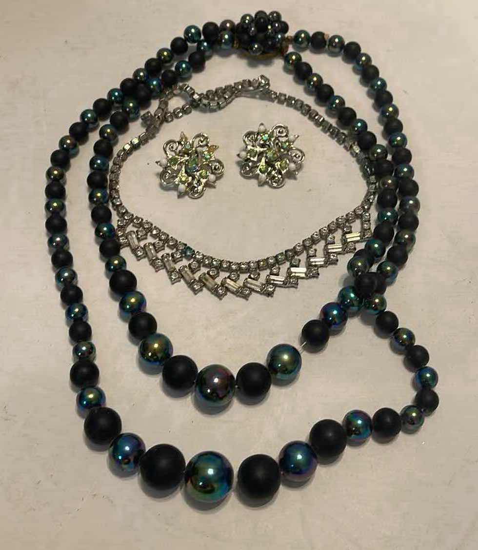 Photo 1 of VINTAGE LADIES COSTUME JEWELRY