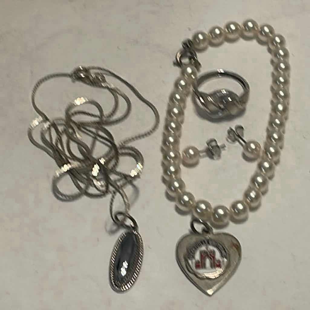 Photo 1 of Costume 6.3 G