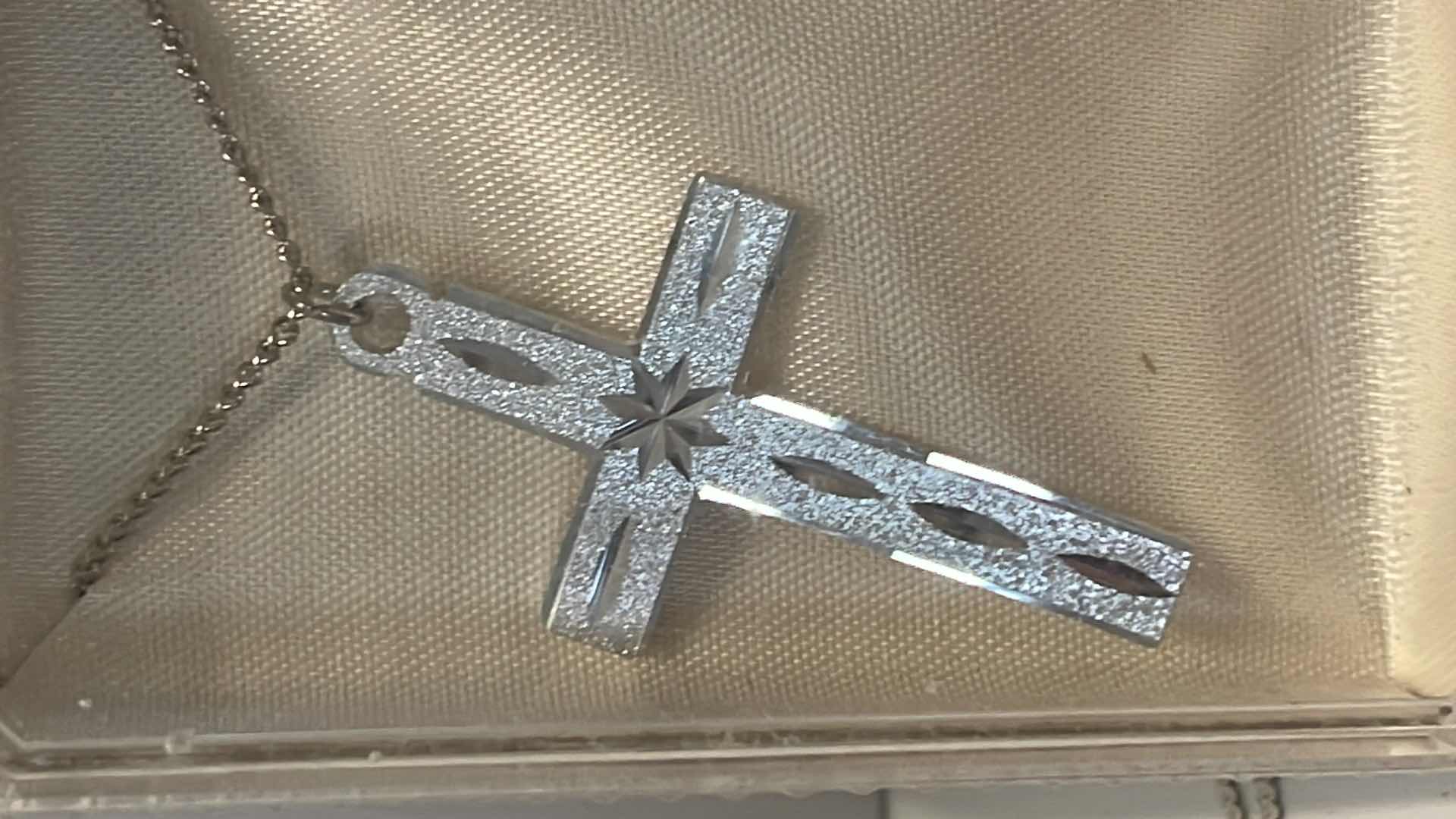 Photo 1 of Costume 6.3 G