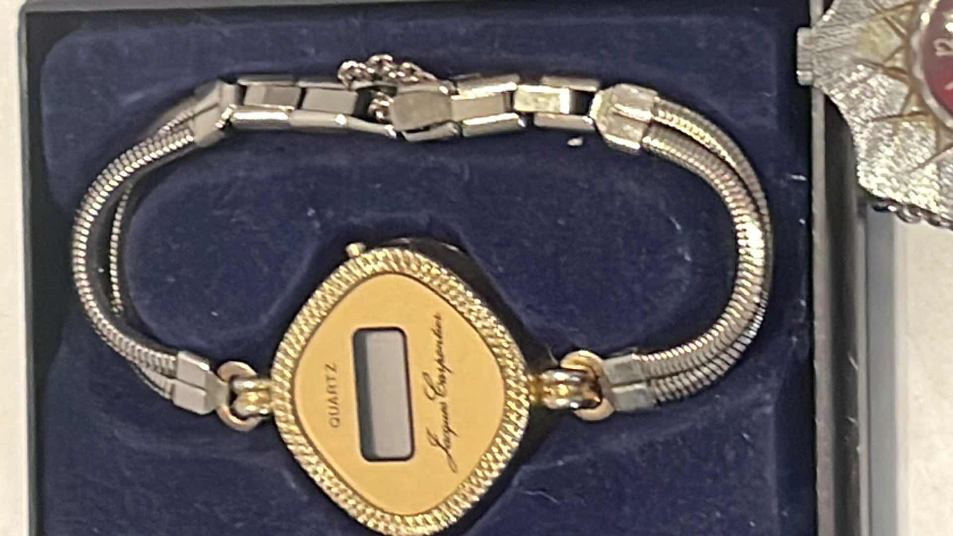 Photo 1 of 2-VINTAGE WATCHES