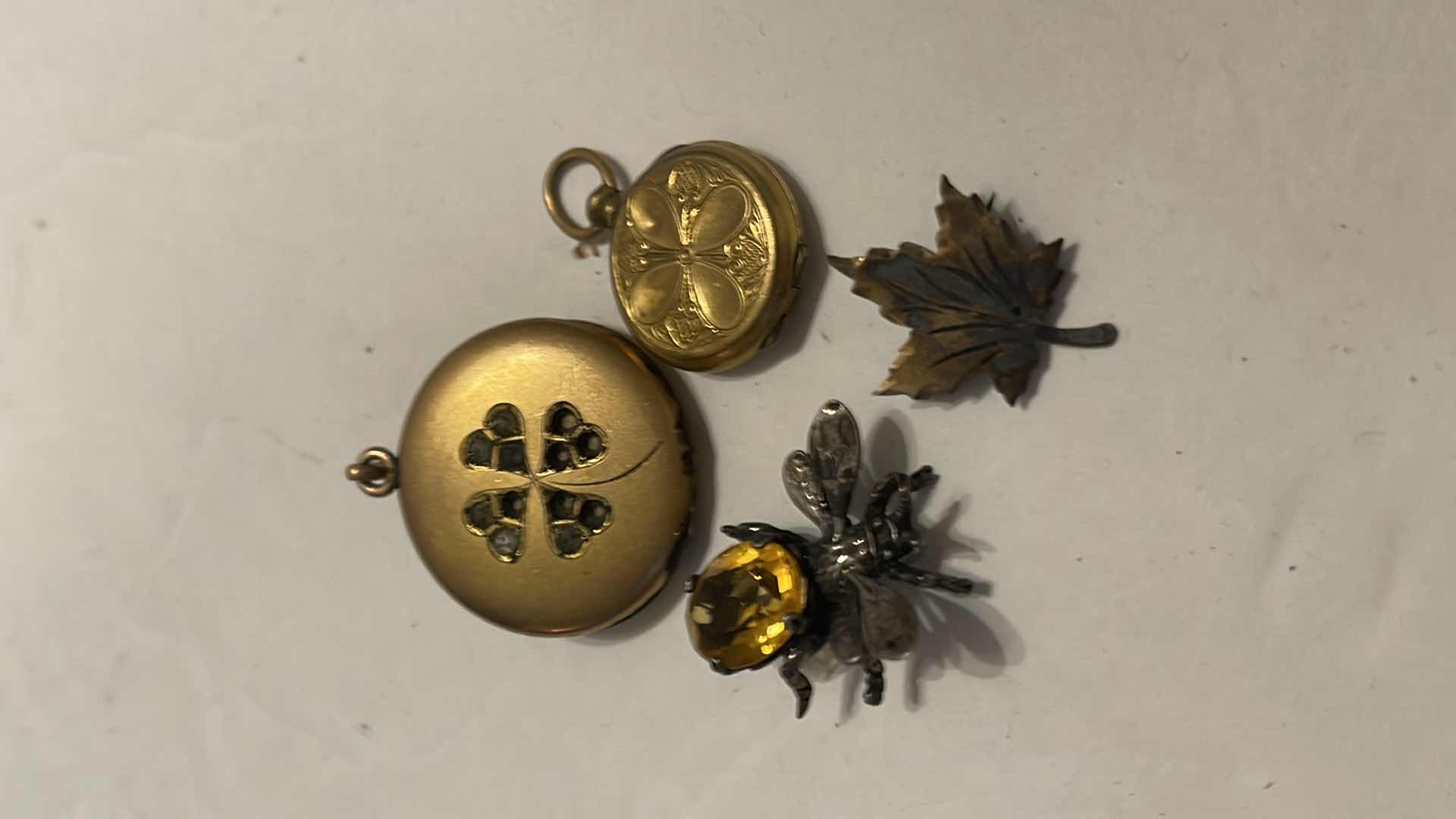 Photo 1 of VINTAGE JEWELRY LOCKETS & PINS