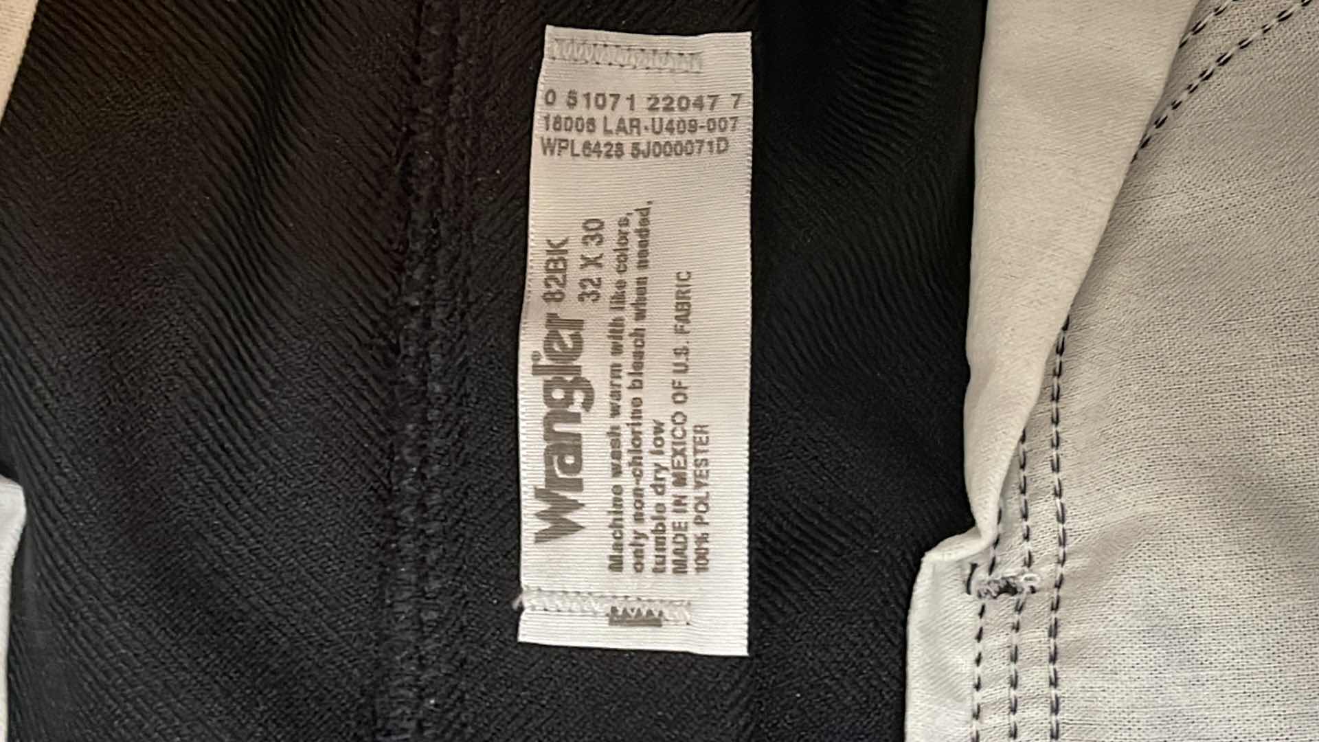 Photo 1 of VINTAGE WRANGLER RANCHER - BOOT CUT  SIZE 32 x 30 - RETAIL PRICE $65.00