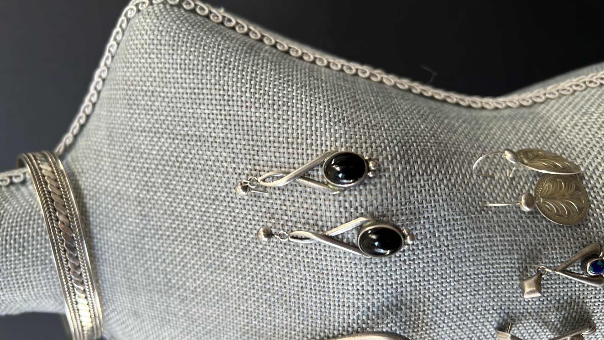 Photo 1 of 5 PAIRS-SILVER PIERCED EARRINGS. FASHION JEWELRY. PIERCED DANGLE SETS.