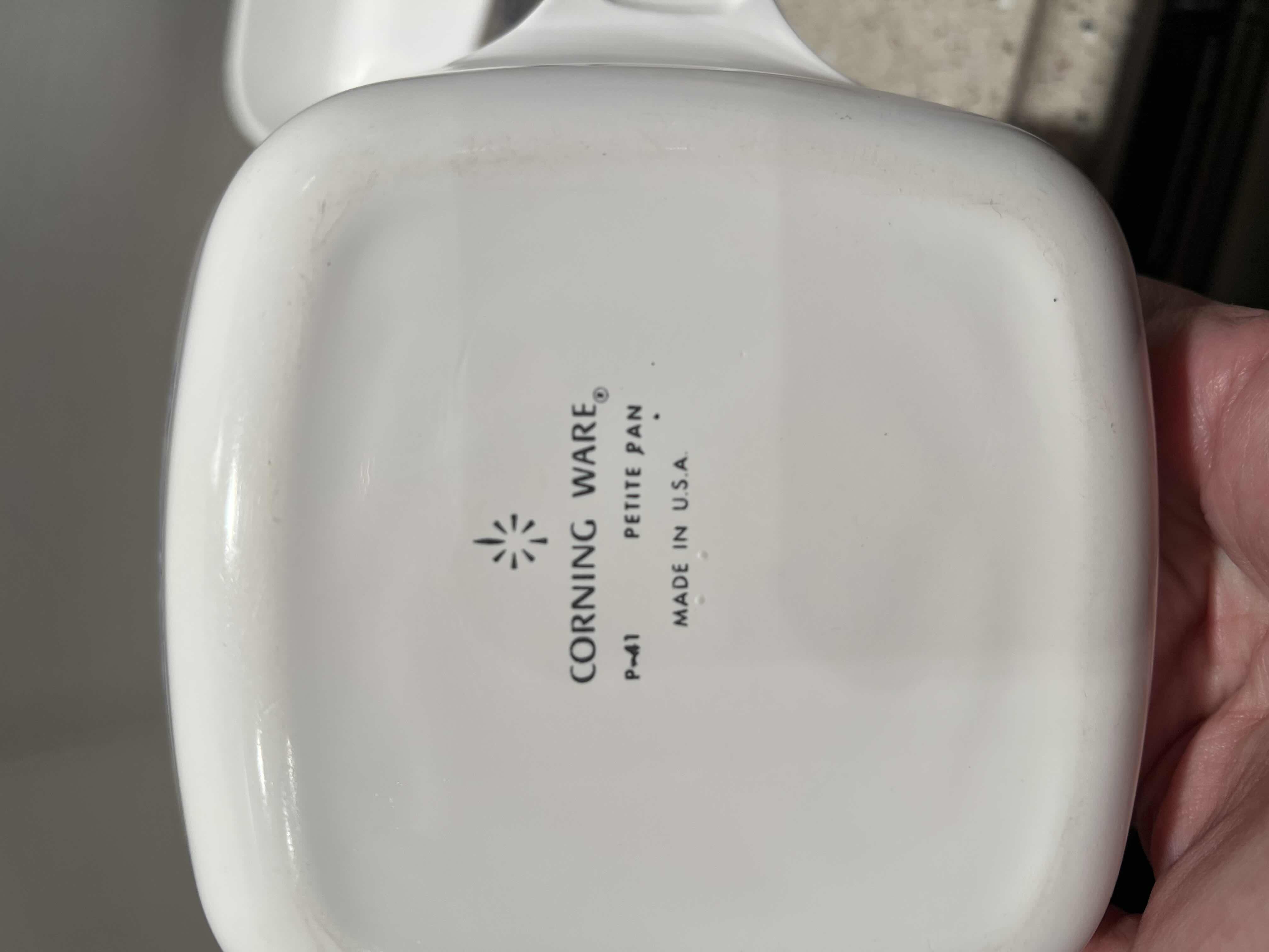 Photo 1 of 5-VINTAGE CORNFLOWER PATTERN CORNINGWARE PETIT PANS WITH LIDS.