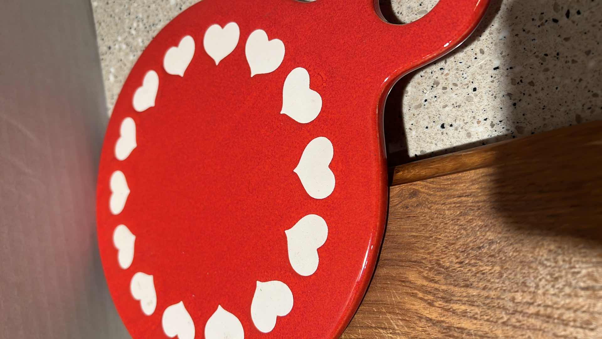 Photo 1 of 3-CUTTING BOARDS. SMALL TO MEDIUM.