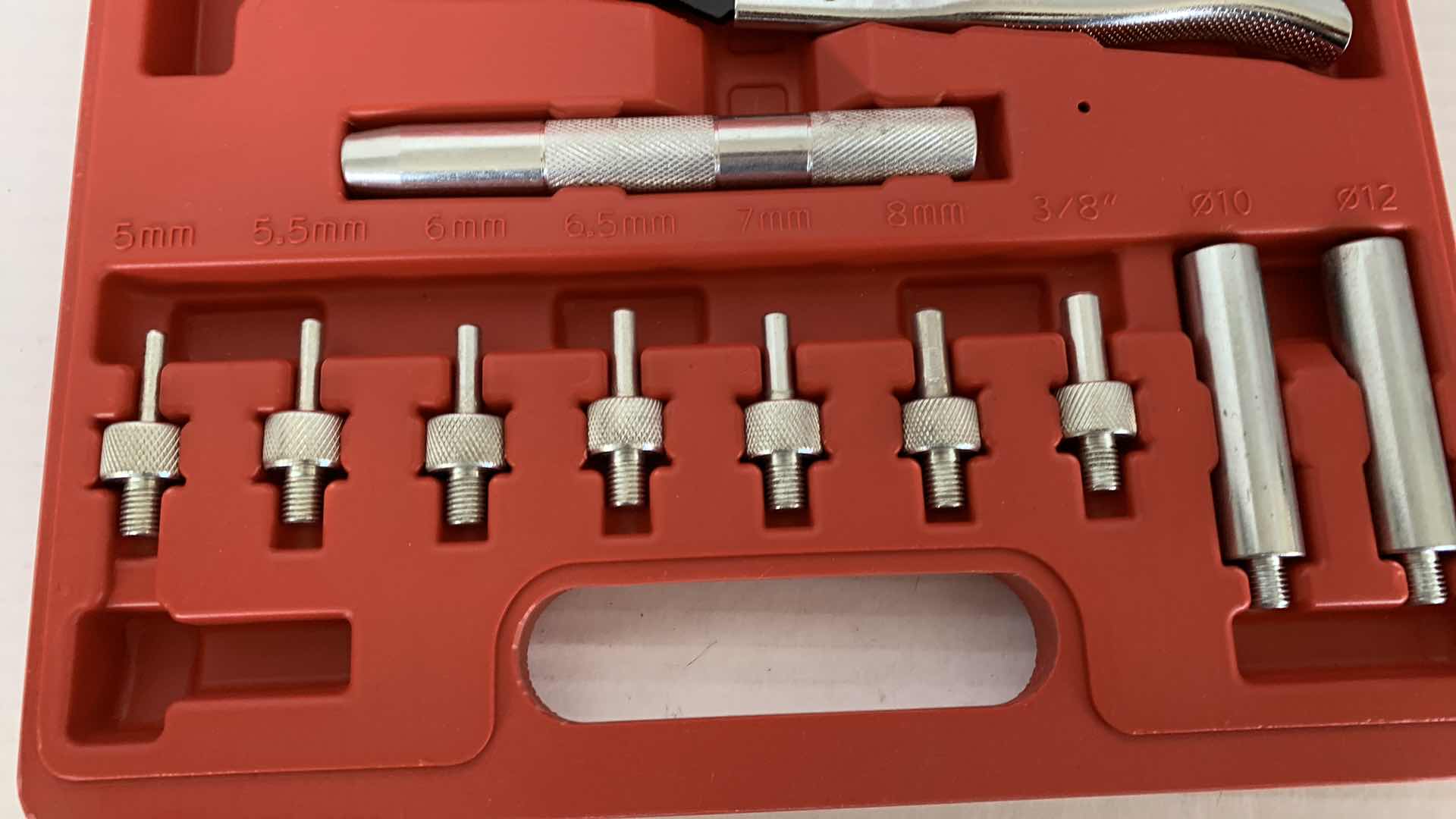 Photo 1 of APT VALVE SEAL REMOVER AND INSTALLER KIT