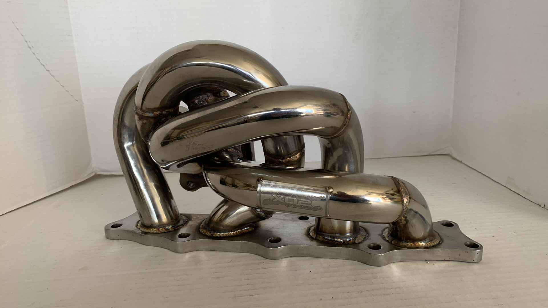 Photo 1 of AUTOMOBILE ENGINE XD2 RACING EXHAUST MANIFOLD