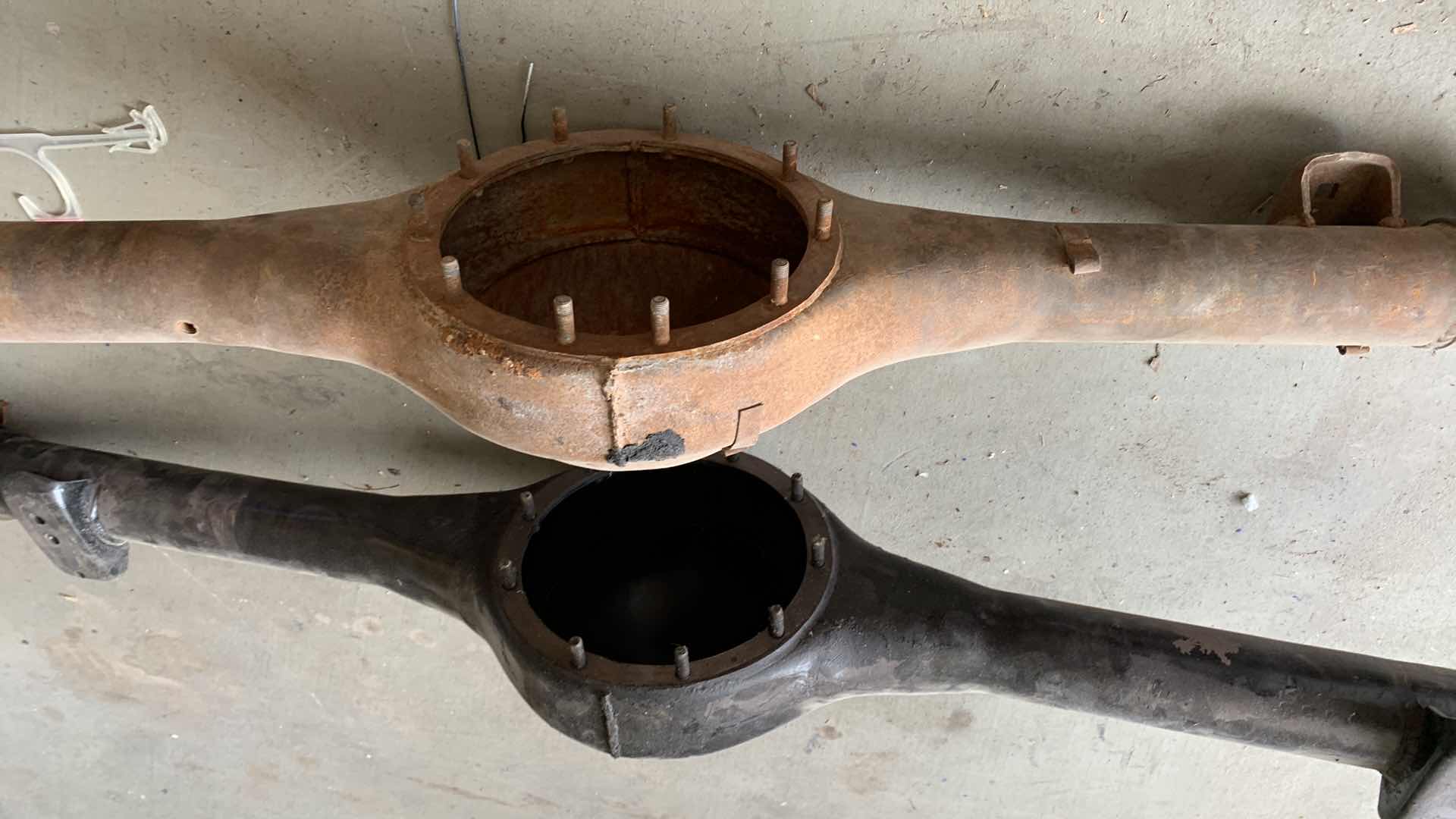 Photo 1 of 2-REAR AXEL ASSEMBLIES