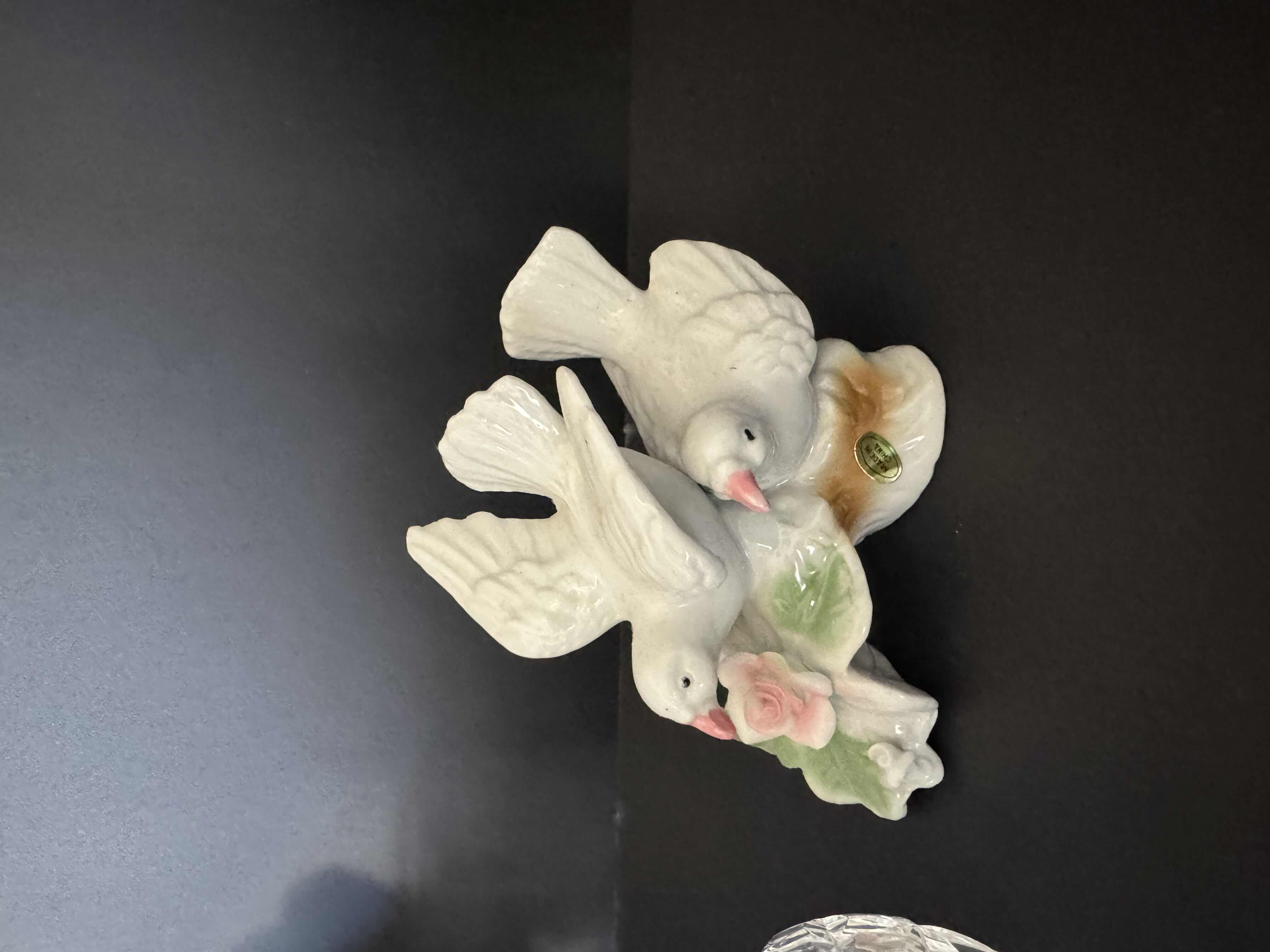 Photo 1 of 4-VINTAGE HOME DECOR CHRYSTAL AND CERAMIC PIECES.