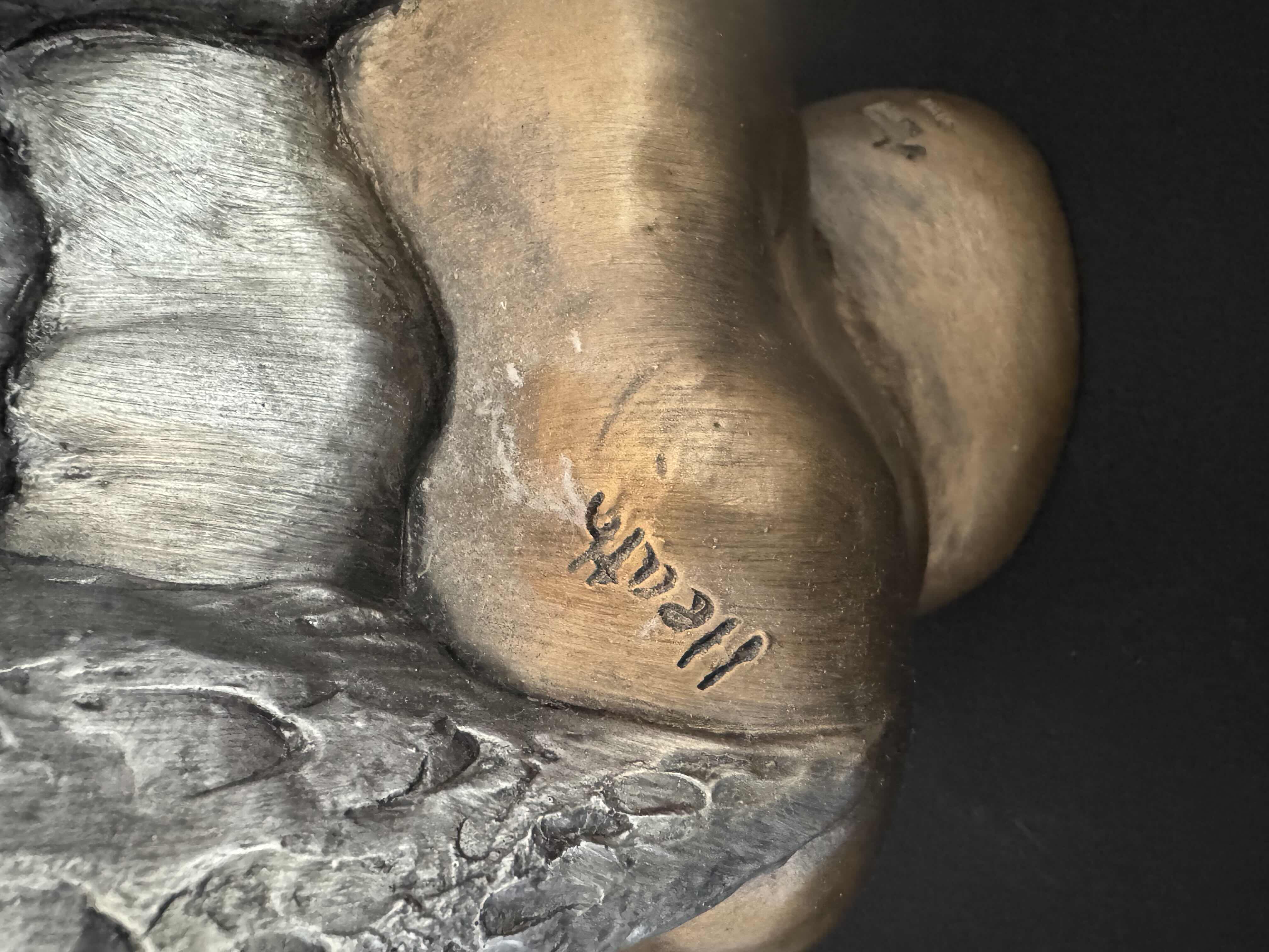 Photo 4 of HOME DECOR METALLIC PAINTED CERAMIC ANGEL STATUE H14”