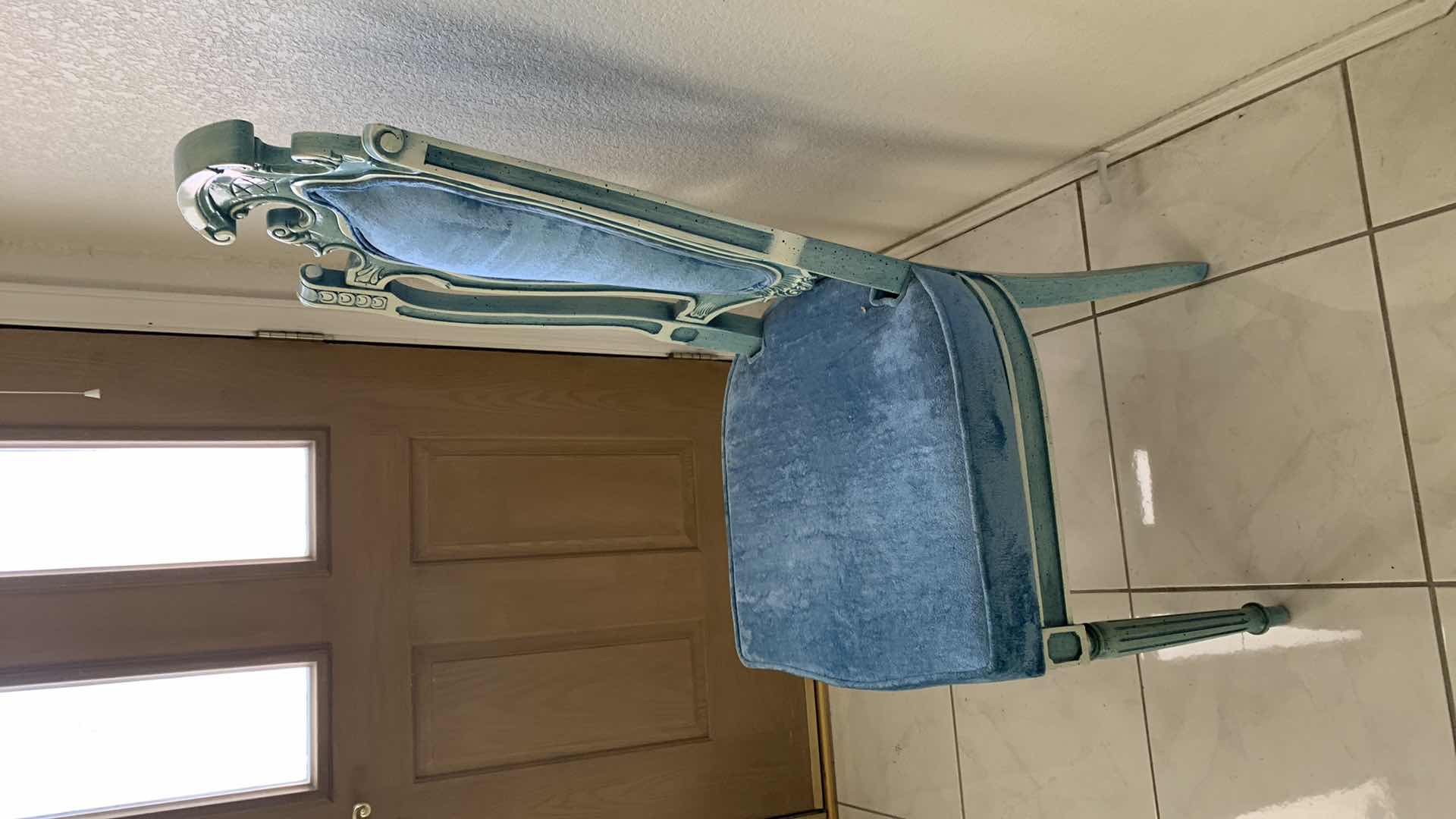 Photo 2 of VINTAGE ITALIAN STYLE UPHOLSTERED DINING CHAIR.