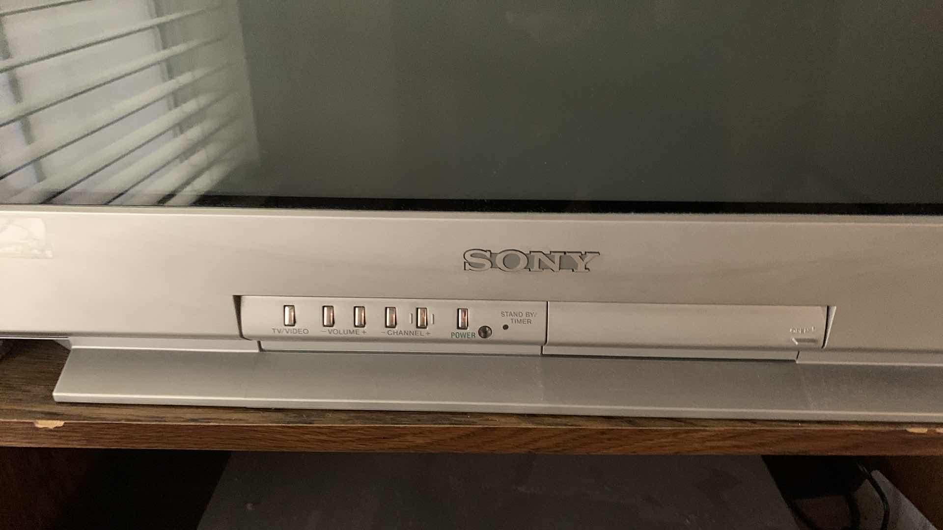 Photo 2 of 24” SONY CRT TELEVISION,VHS PLAYER AND TV CART