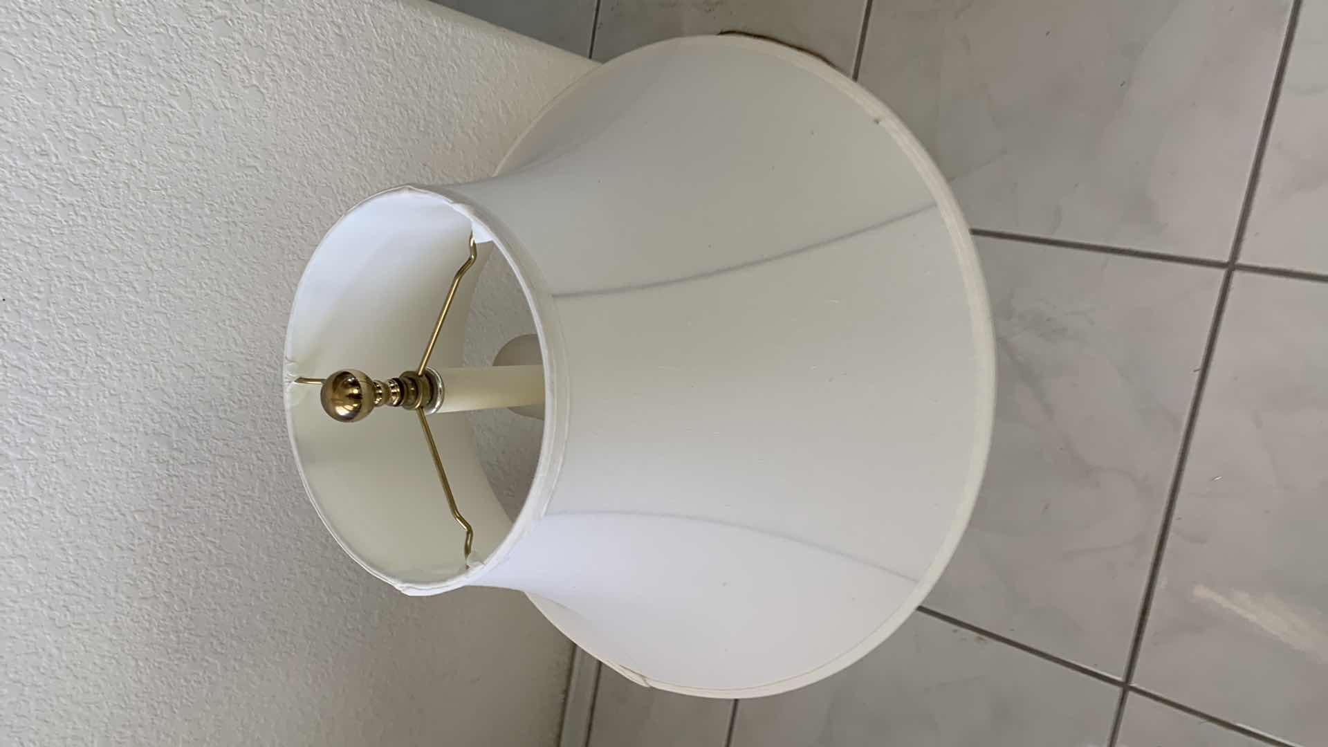 Photo 3 of BRASS TABLE LAMP W TULIP SHADE H30” 