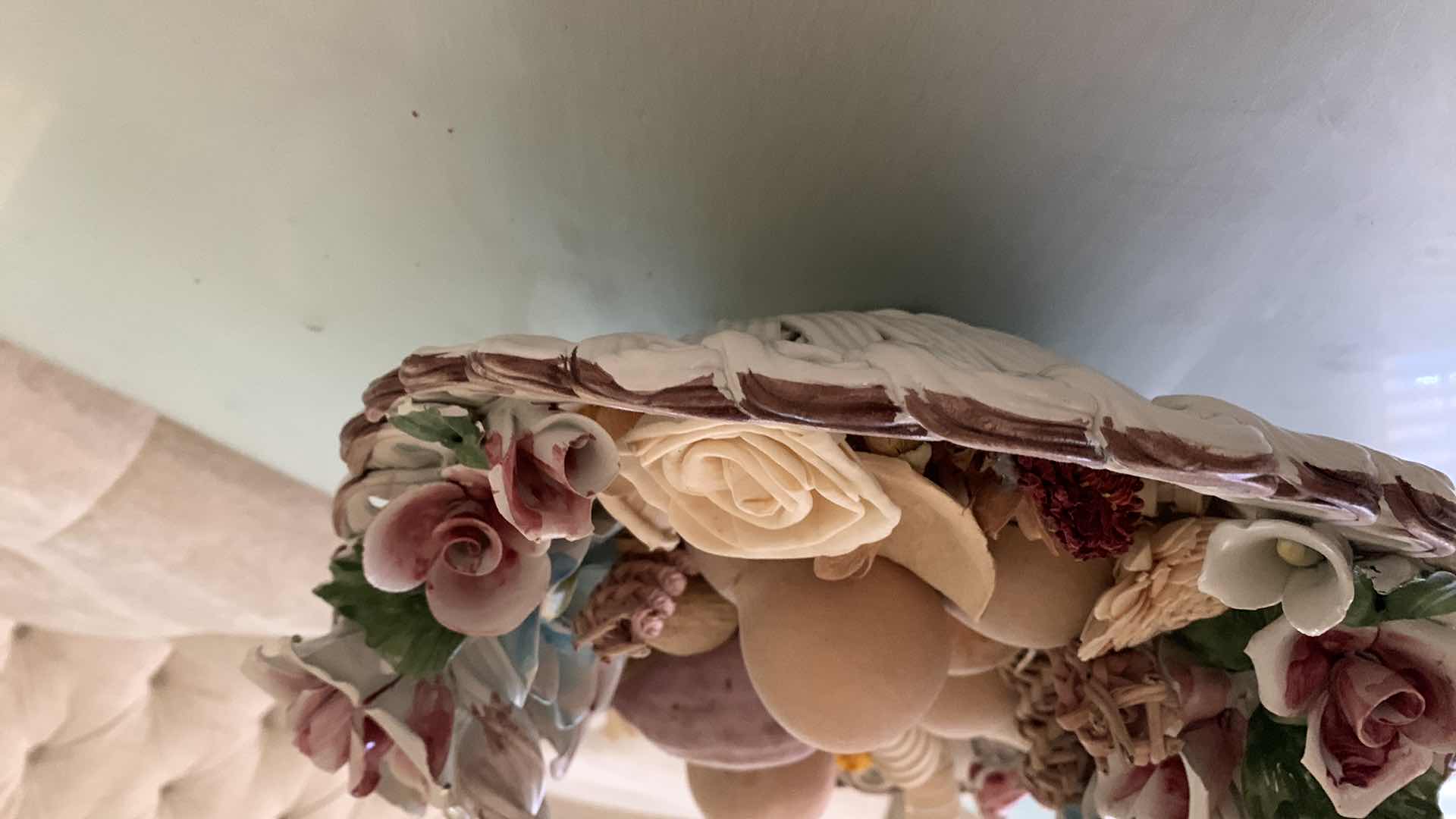 Photo 3 of ASSORTED POTPOURRI