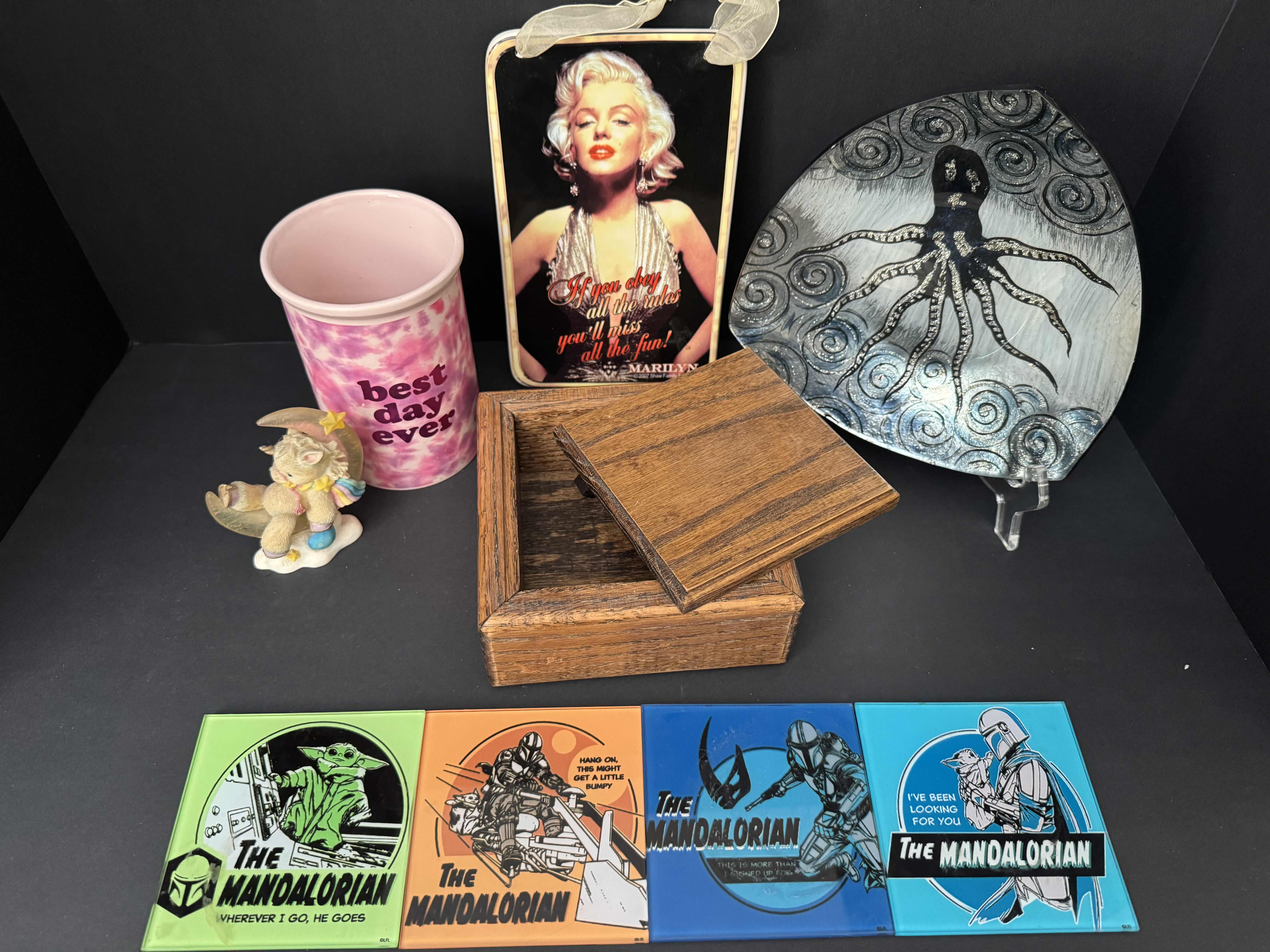 Photo 2 of 9 DECORATIVE HOME DECOR ESSENTIALS