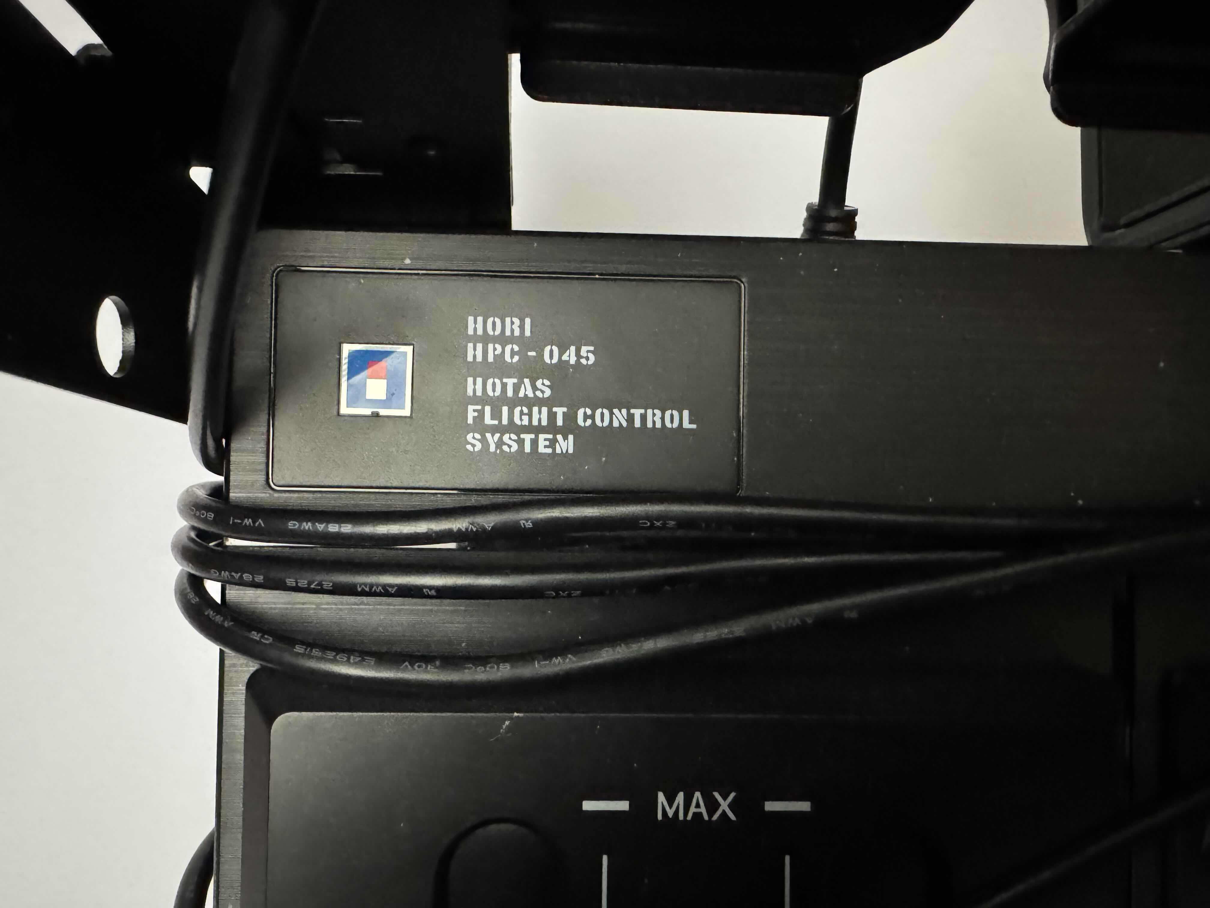 Photo 2 of 400
HORI FLIGHT SIMULATION PACKAGE