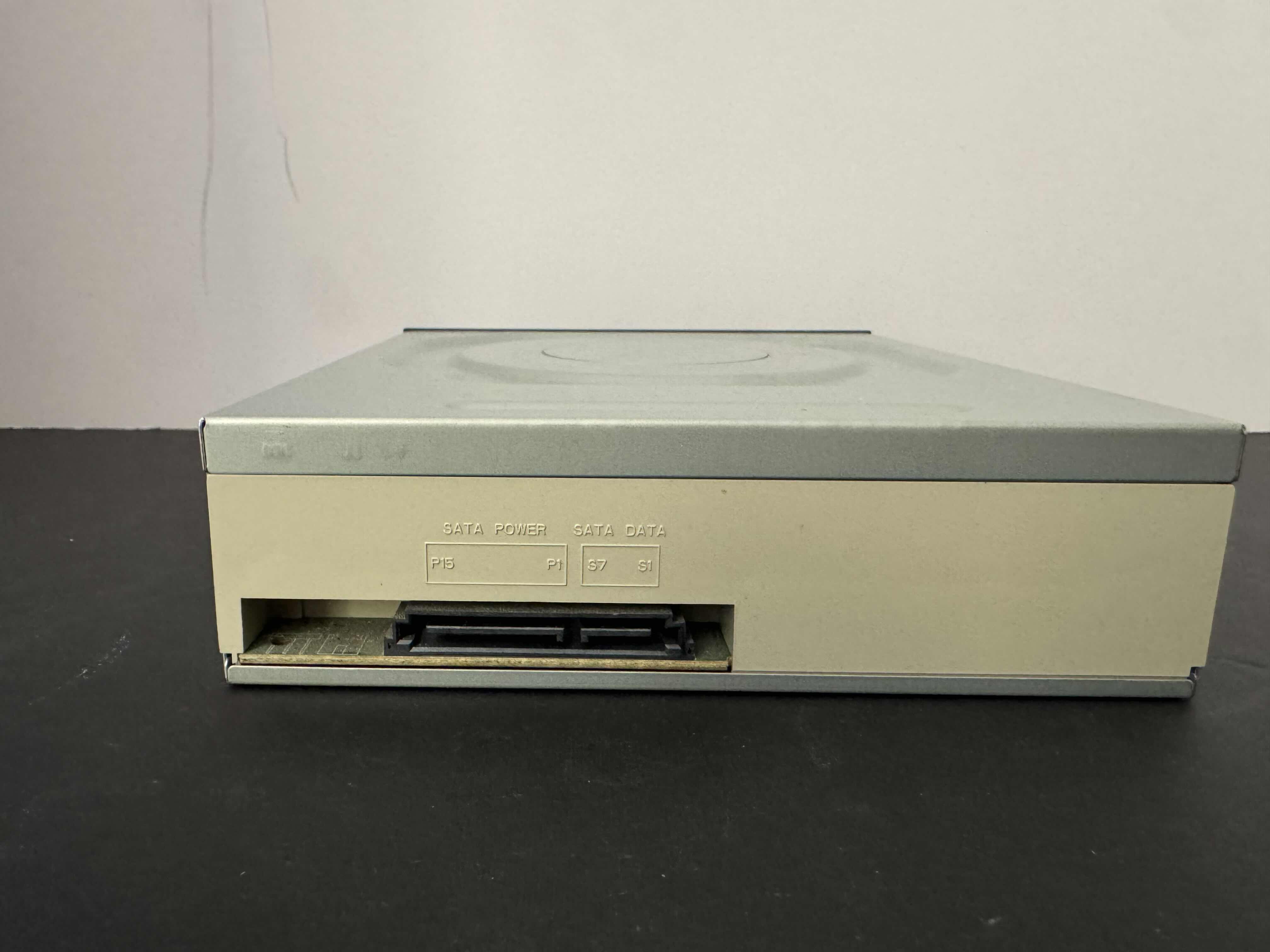 Photo 1 of 99

ASUS BW-16D1HT BLU-RAY FOR COMPUTER