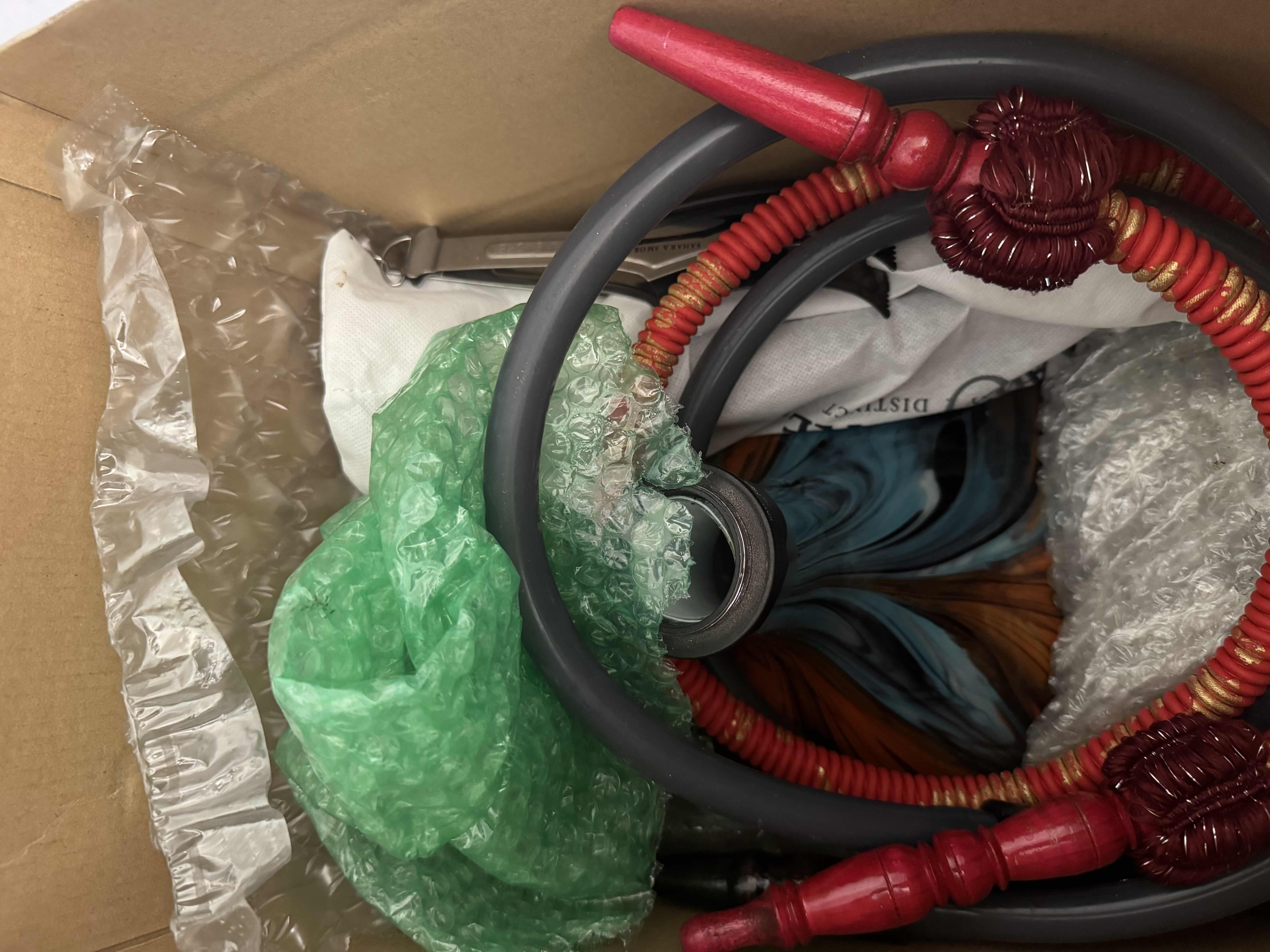 Photo 2 of CHAOS 31” HOOKAH BY SAHARA SMOKE