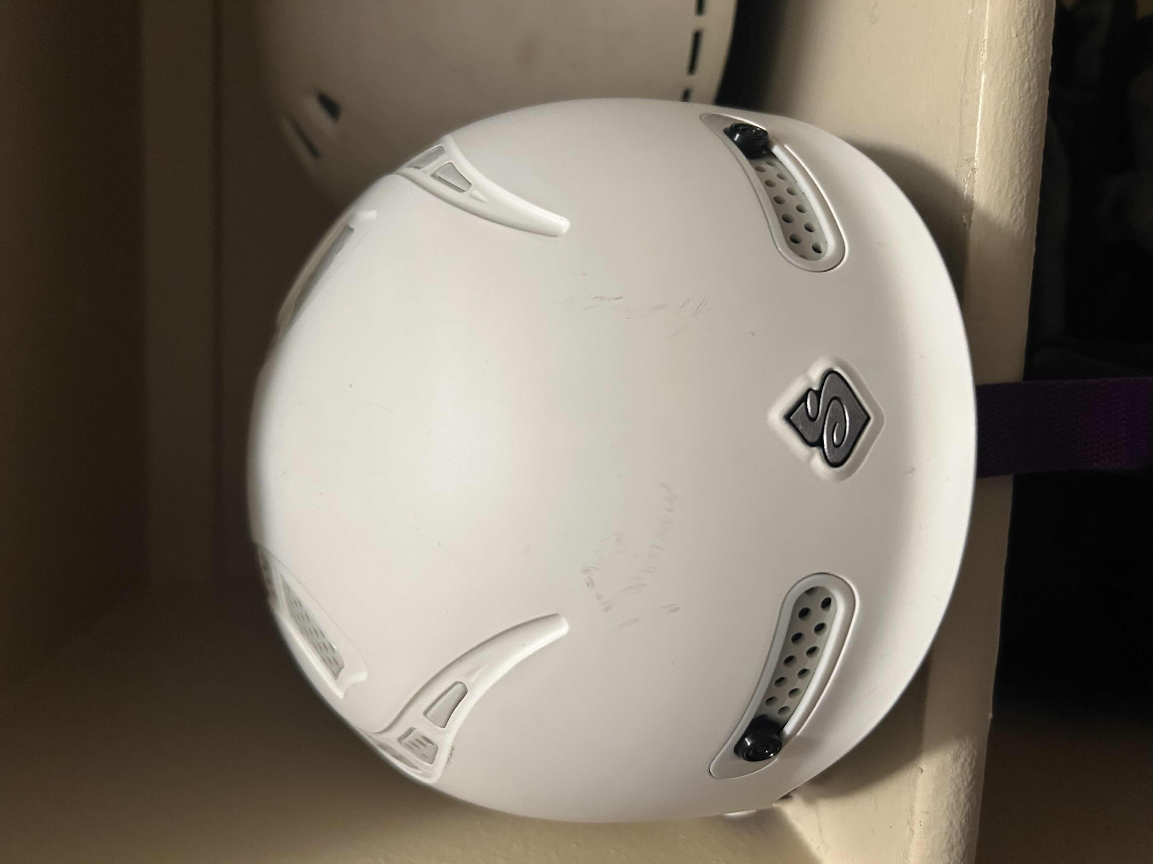 Photo 1 of 3 SKI HELMETS