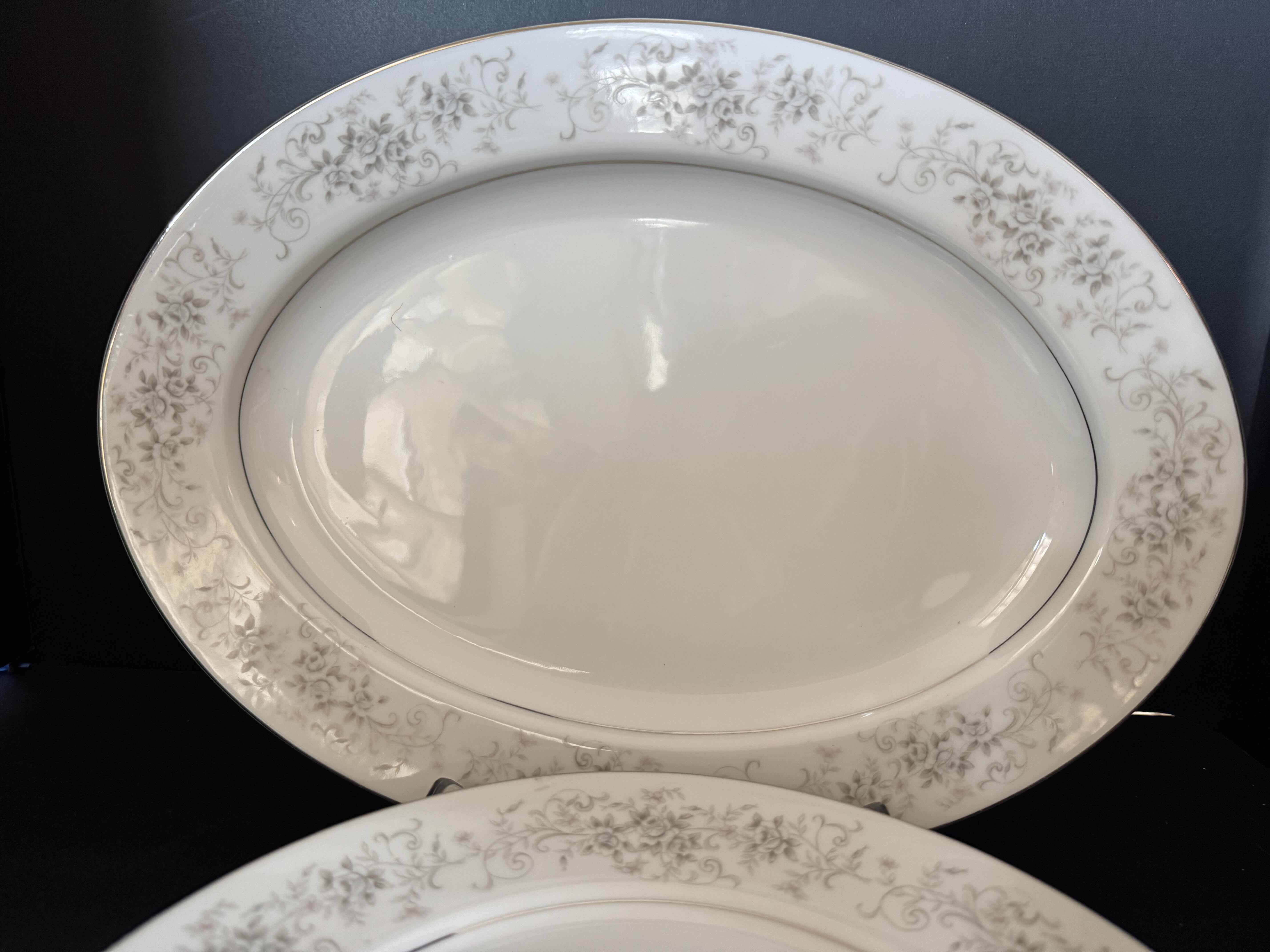 Photo 1 of 7 PIECES OF CAROUSEL BY CAMELOT CHINA 1315 (6 DINNER PLATES) (1) LARGE PLATTER