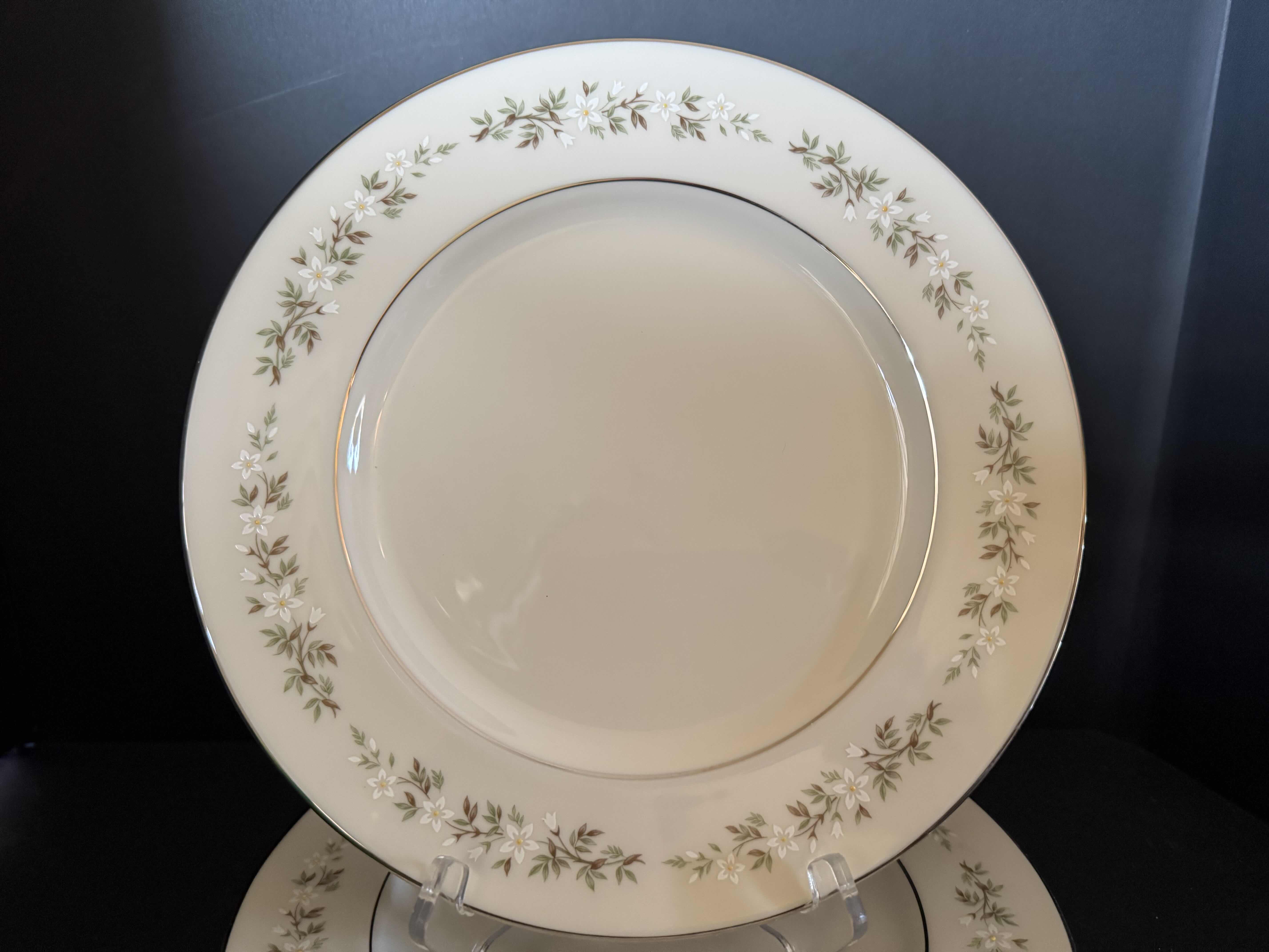 Photo 2 of 9- LENNOX BROOKDALE DINNER PLATES