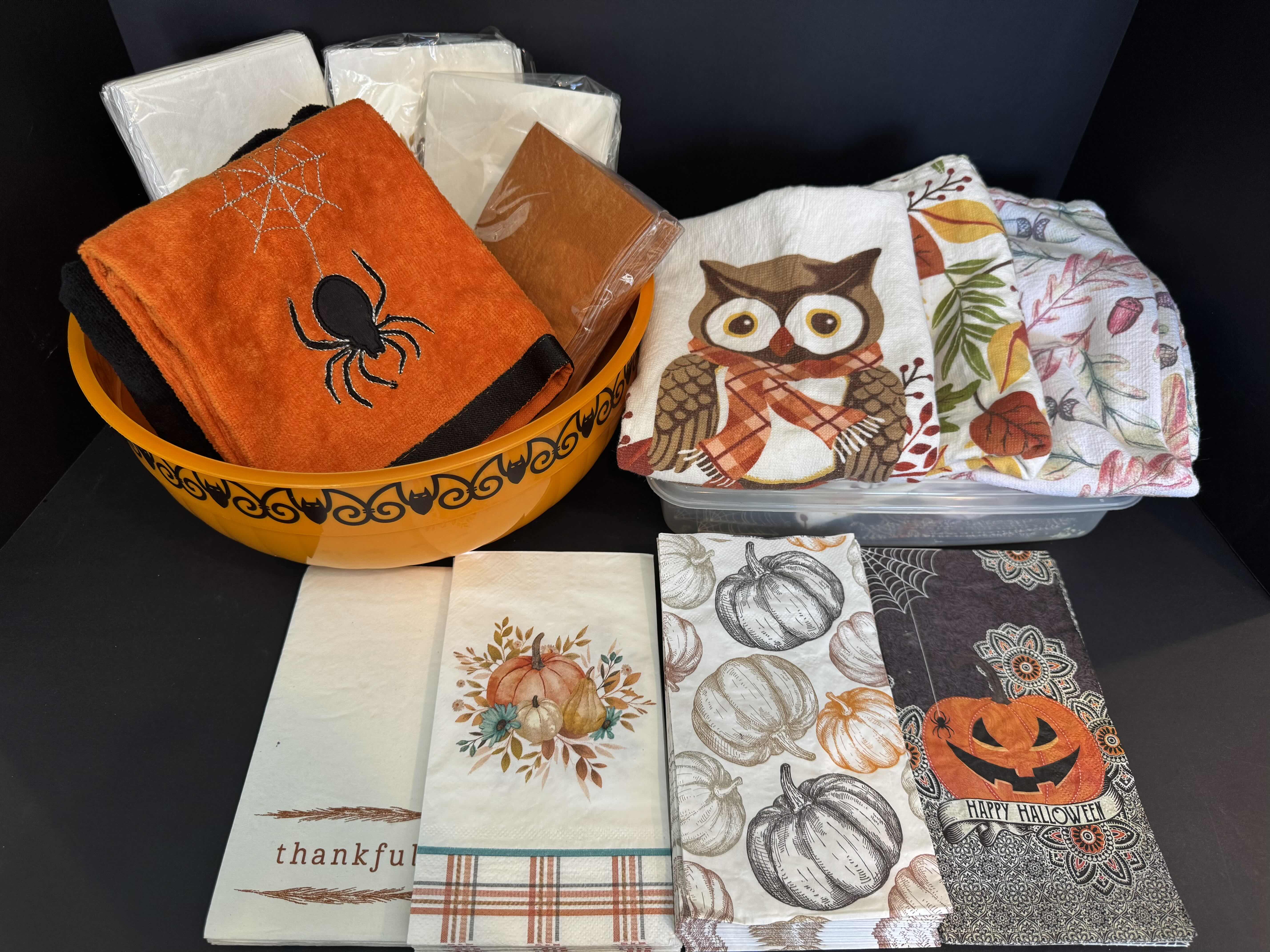 Photo 1 of ASSORTED HOLIDAY DECORATIVE ITEMS