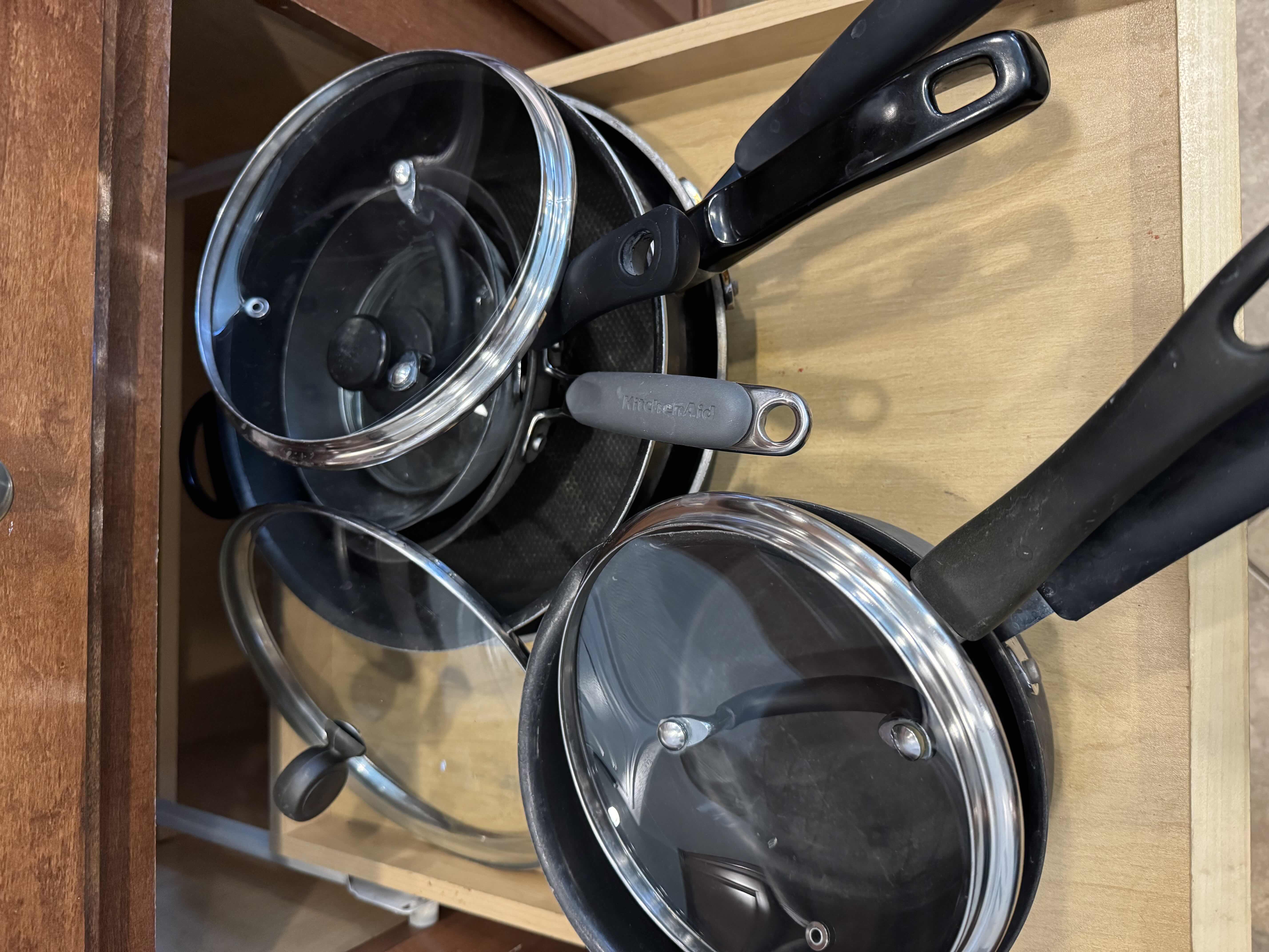Photo 1 of CONTENTS OF CABINET- COOKWARE