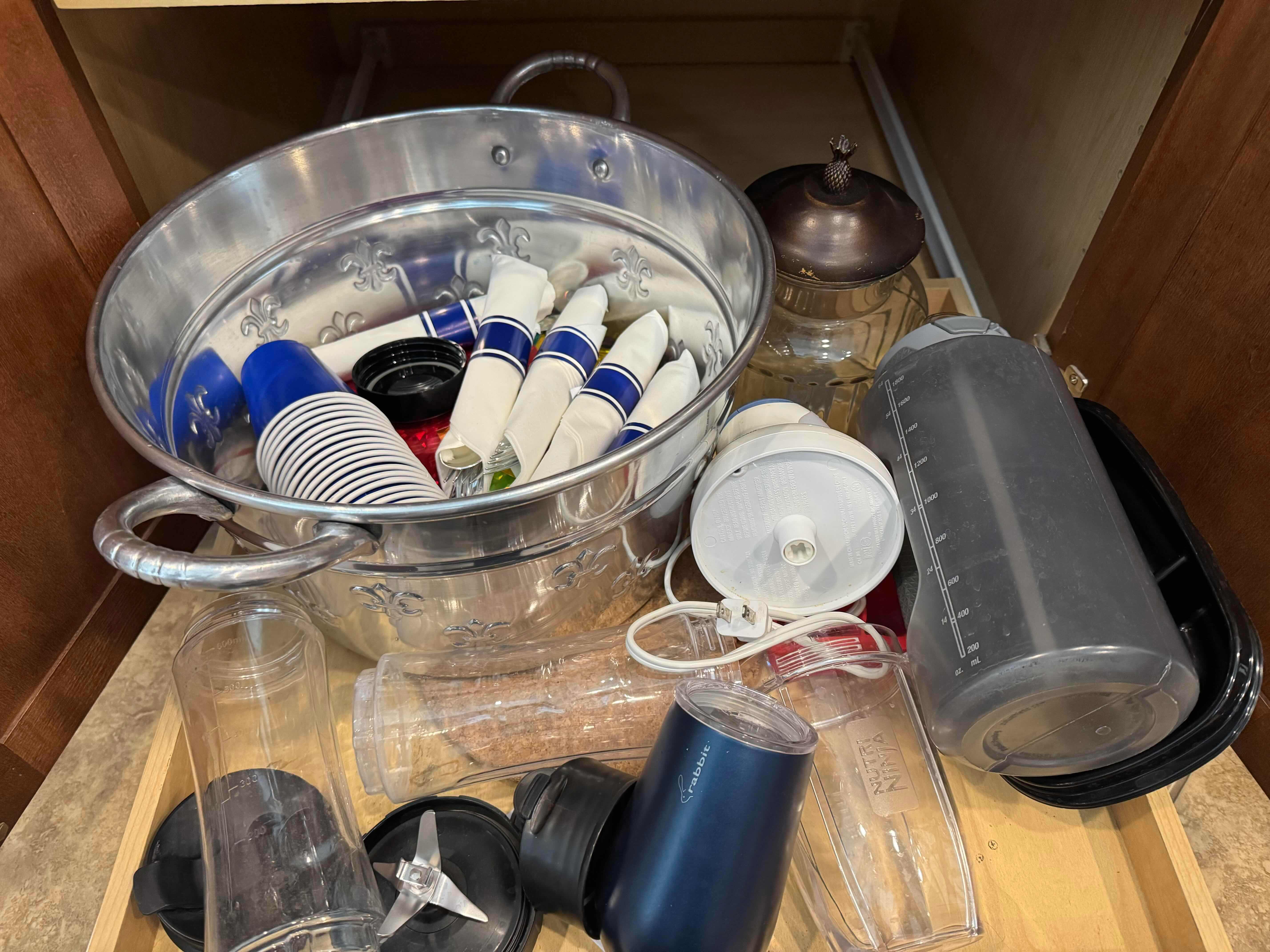 Photo 2 of CONTENTS OF CABINET