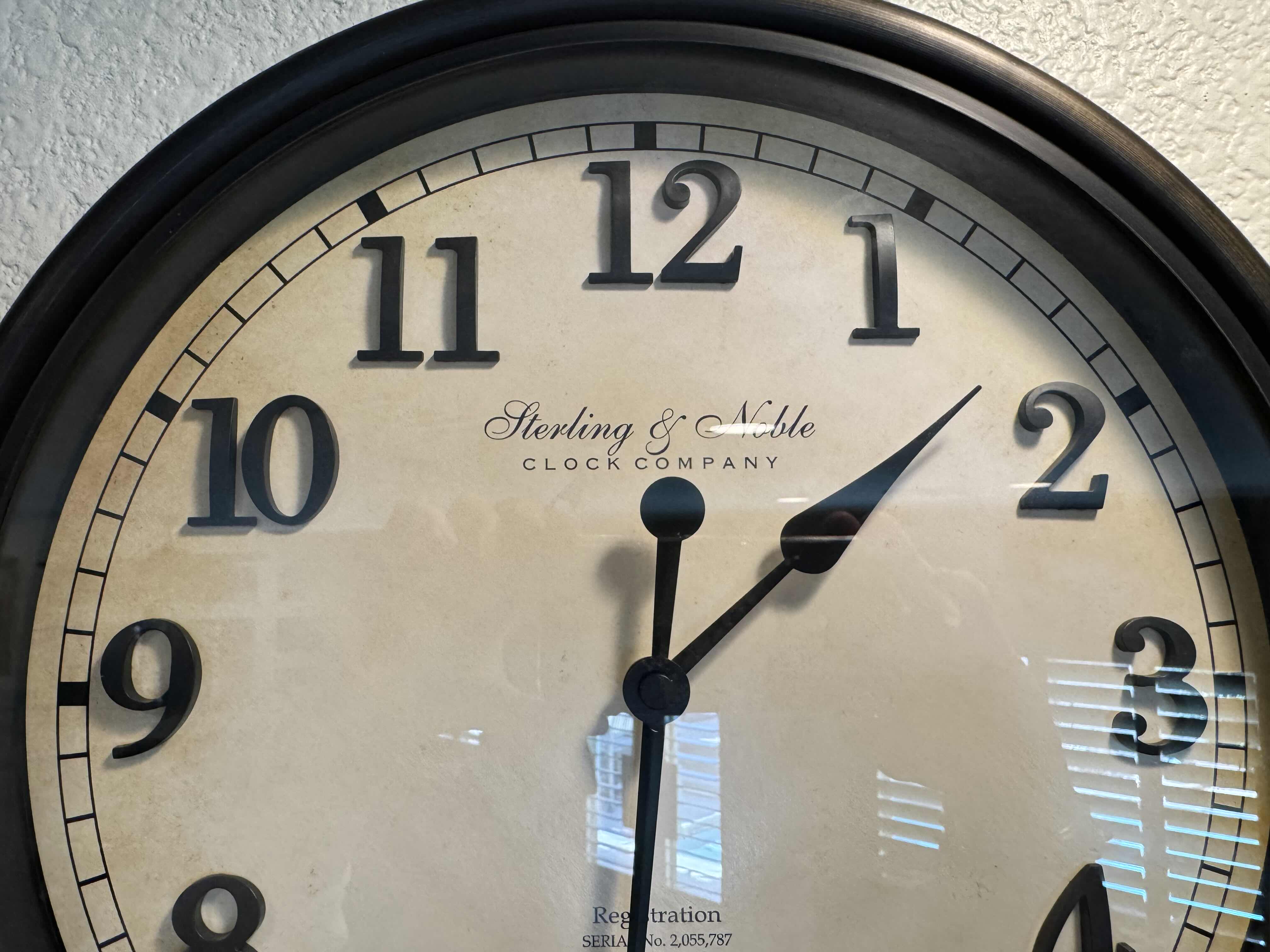 Photo 1 of 15” DIAMETER WALL CLOCK PLASTIC ARTWORK