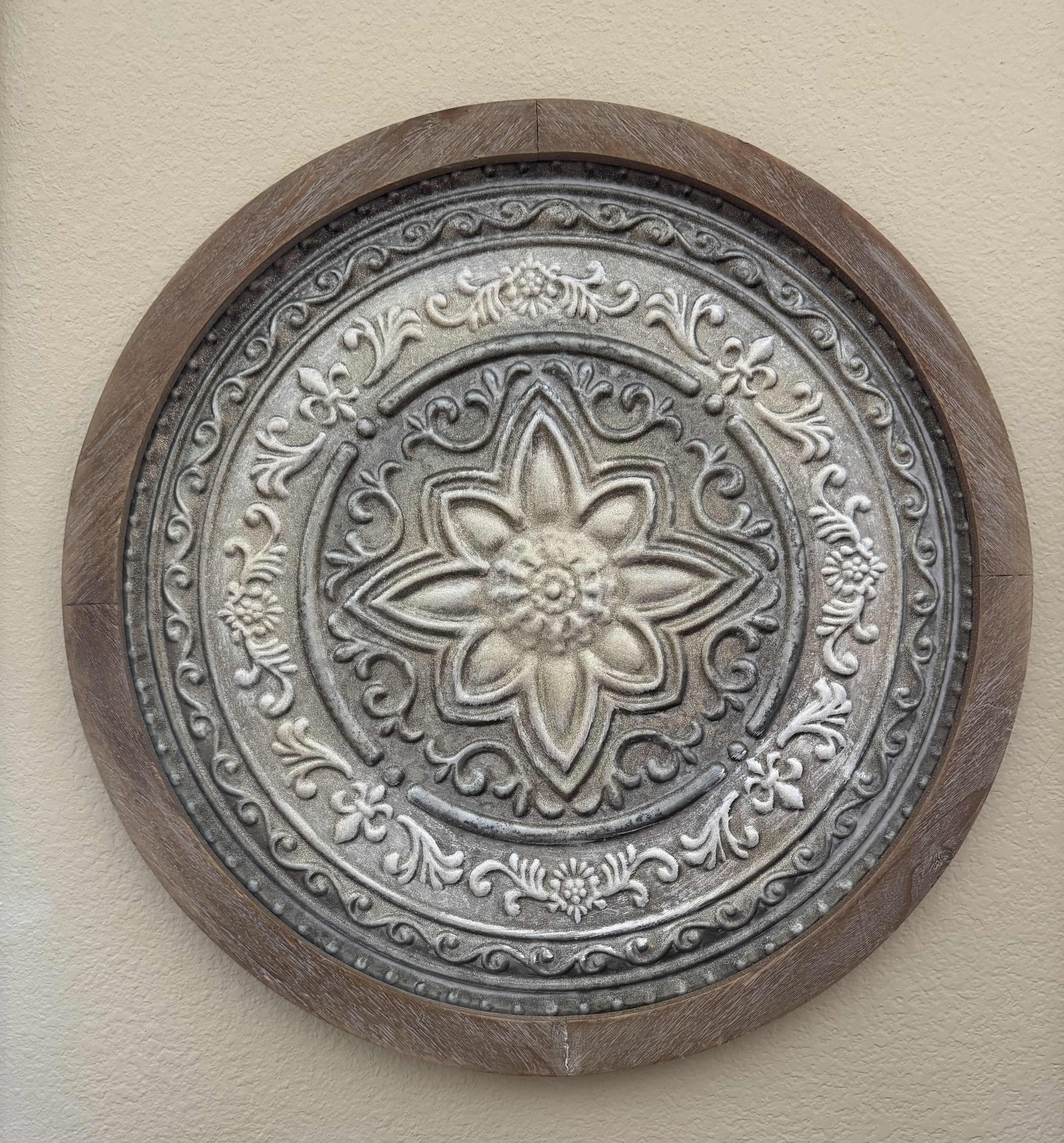 Photo 1 of 26” DIAMETER WALL ARTWORK IN METAL AND WOOD