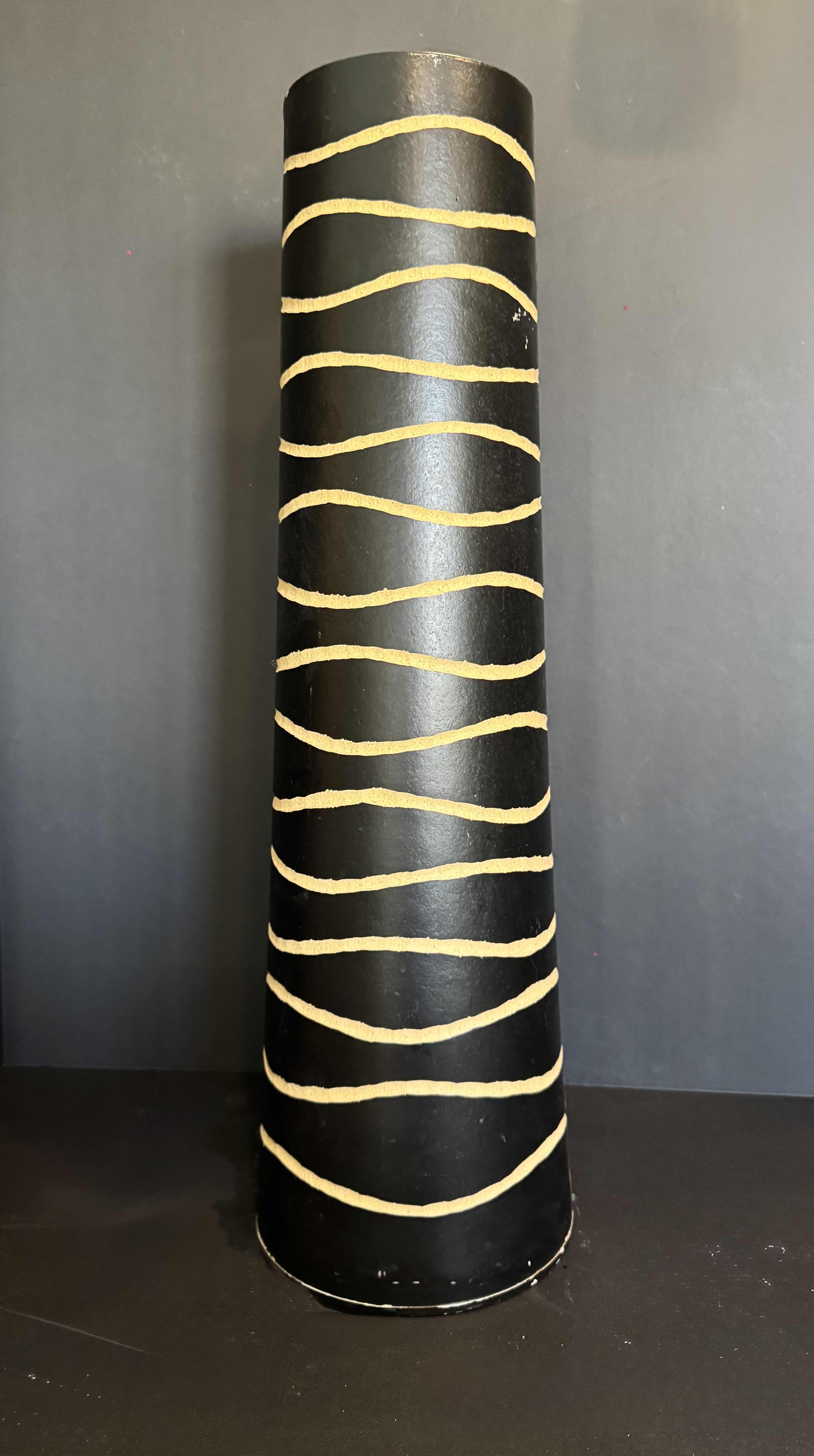 Photo 1 of DECORATIVE VASE AND SET OF 4 TABLE MATS 
VASE 24”H
MATS 14”H X 14”W