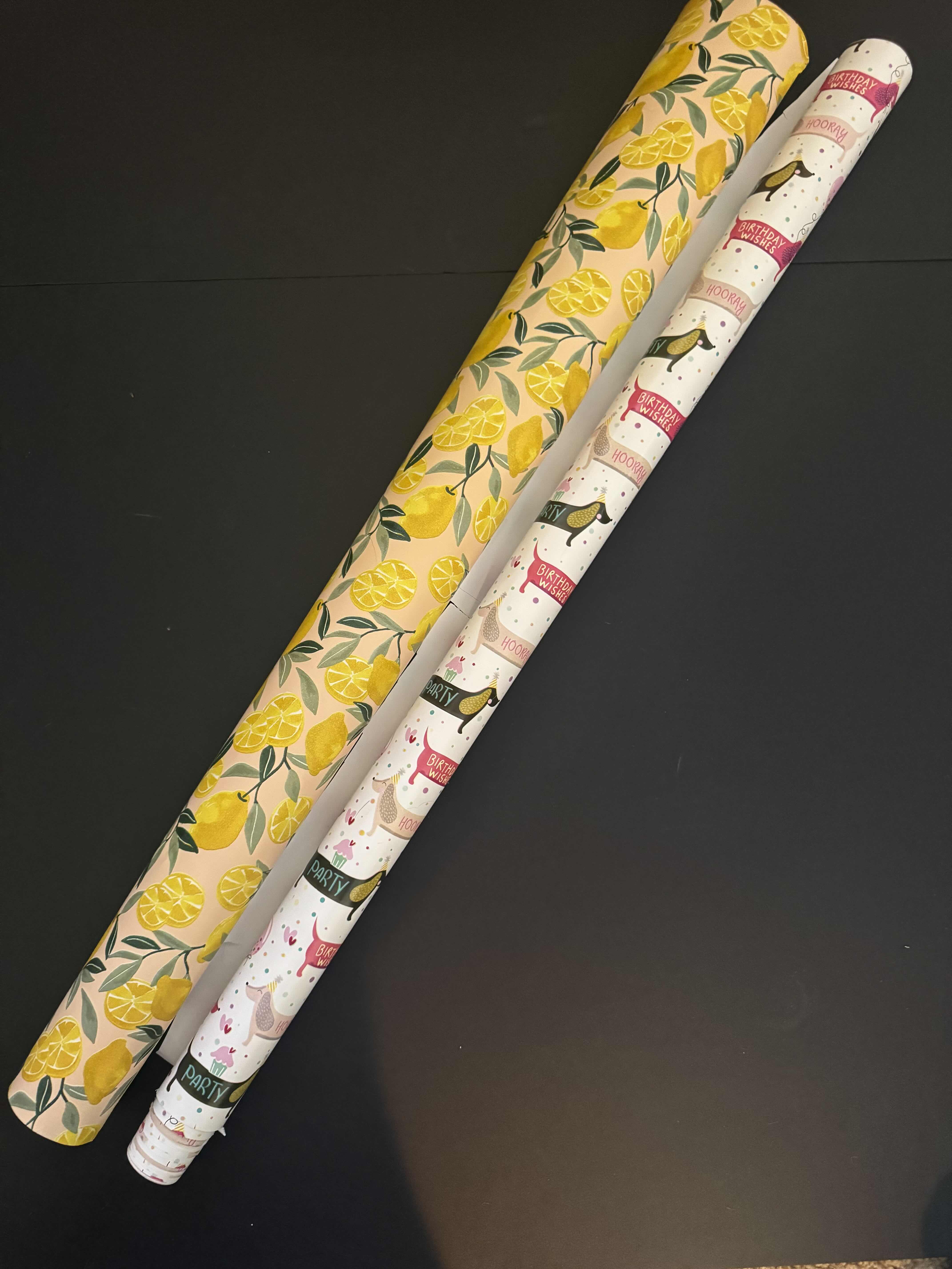 Photo 1 of ASSORTED DECORATIVE HOLIDAY ITEMS, 7 ITEMS