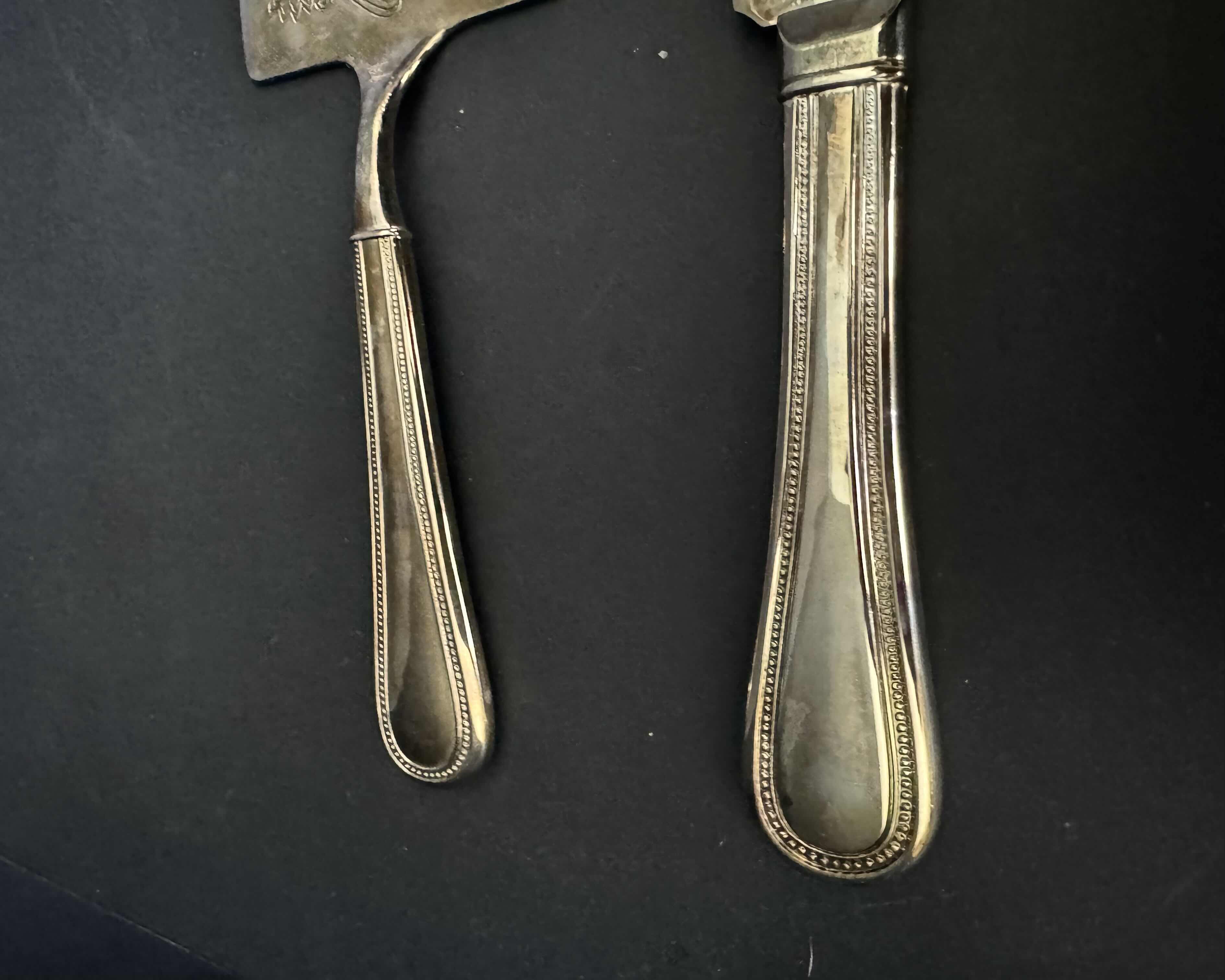 Photo 1 of 2-VINTAGE CAKE AND KNIFE SERVER SET, PIE SERVER SET, SILVER PLATED
KNIFE 14”H AND CAKE SERVER 10.5”H