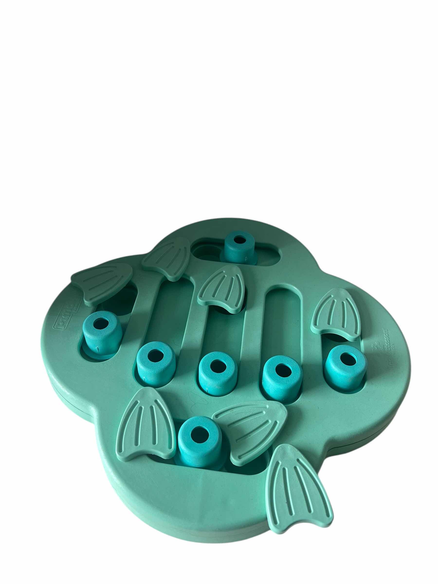 Photo 1 of DOG BUSY PUZZLE TRAINING TOY