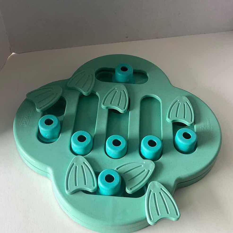 Photo 1 of DOG BUSY PUZZLE TRAINING TOY