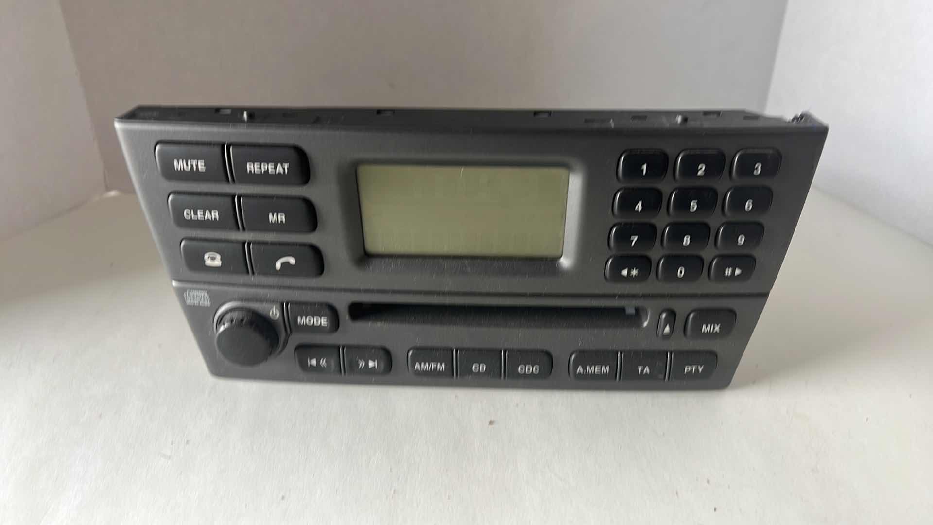 Photo 1 of JAGUAR CAR STEREO-CD PLAYER