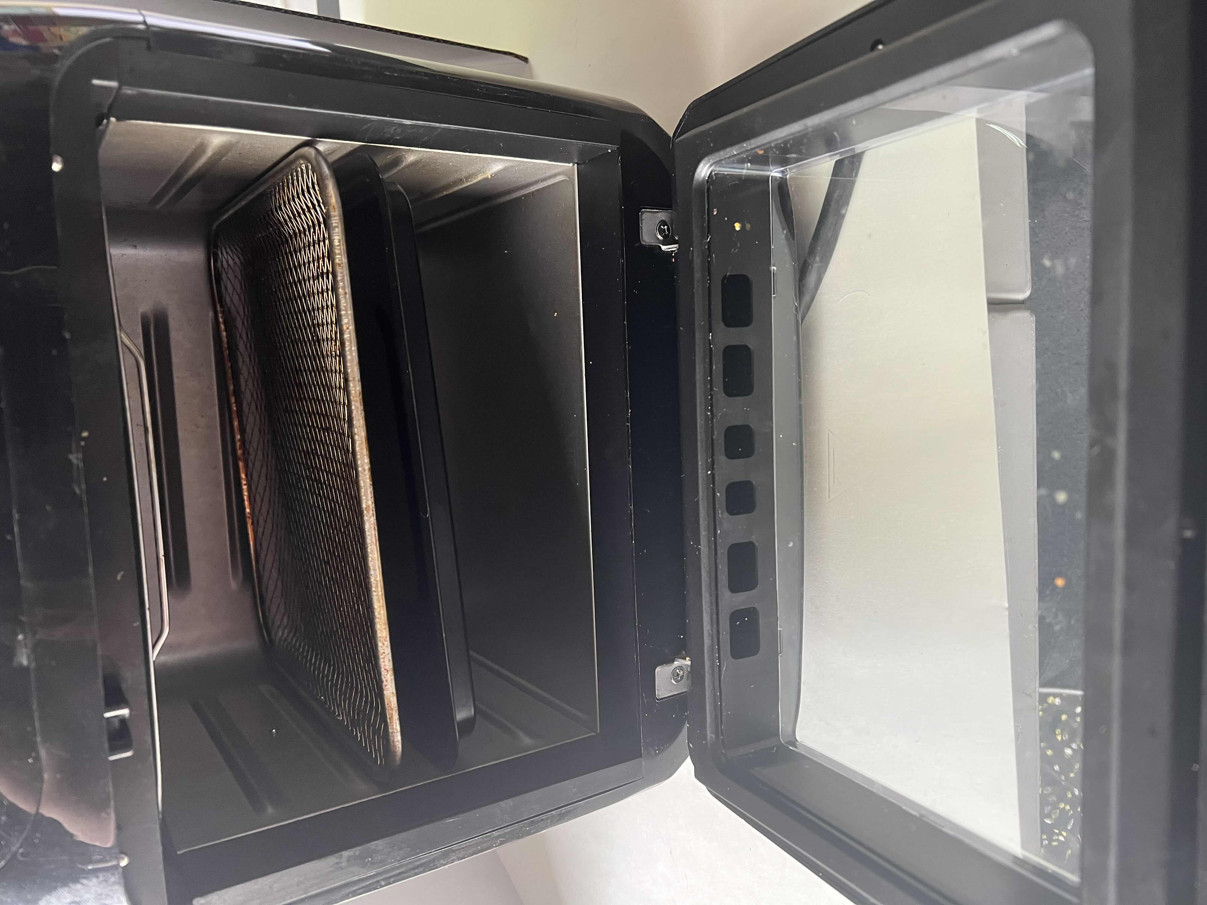 Photo 1 of CHEFMAN AIR FRYER TOASTER OVEN