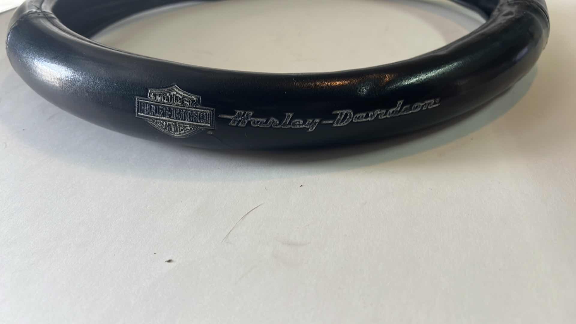 Photo 3 of HARLEY DAVIDSON BRAND STEERING WHEEL COVER